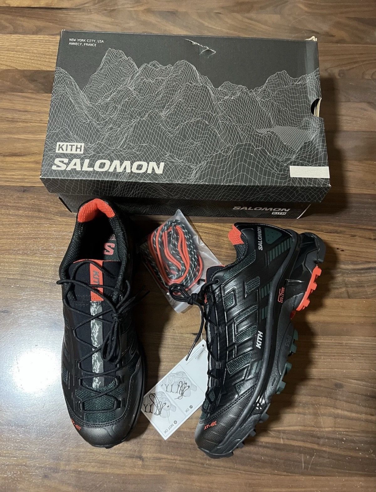 Kith × Salomon Kith for Salomon Kithmas XT-4K BLACK SCARAB FIERY RED Sz 11 Size US 11 / EU 44 - 2 Thumbnail