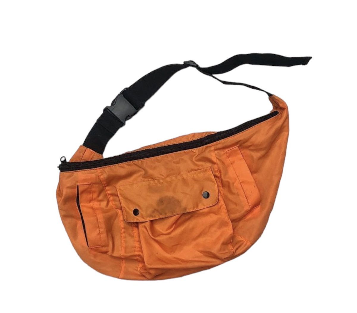 image of Cabane De Zucca x Issey Miyake Cabana De Zucca Type Zu-83-Cz-84 Multiple Function Crossbody in Oran