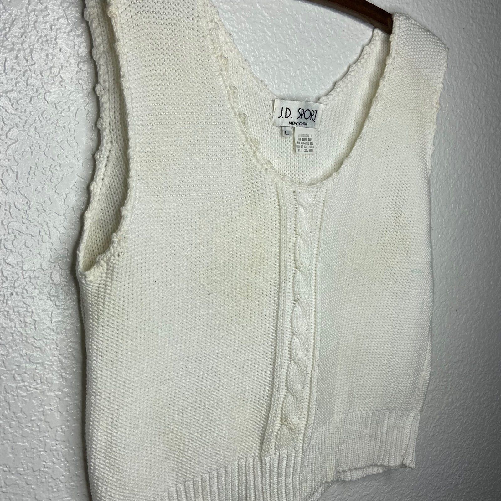 Vintage Vintage J.D. Sport New York Cream Knit Sweater Tank Top Size L / US 10 / IT 46 - 3 Thumbnail