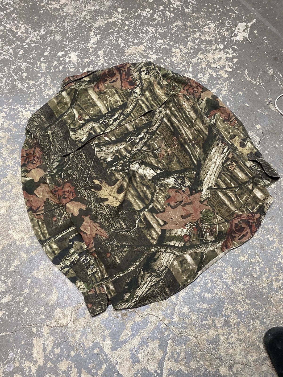 Carhartt × Realtree × Vintage Vintage Break Up Infinity Camo RealTree Botton Up Work Size US M / EU 48-50 / 2 - 9 Thumbnail