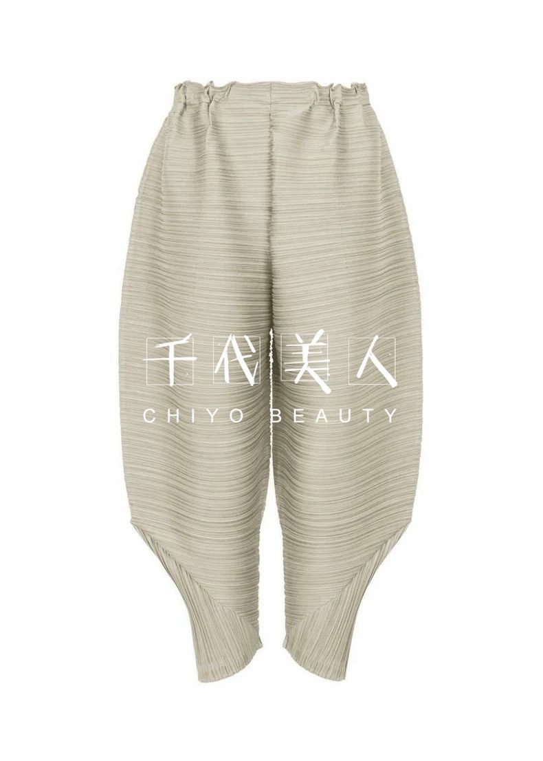 Other Issey Miyake size:5 Grey pleated trousers Size 22" - 1 Thumbnail