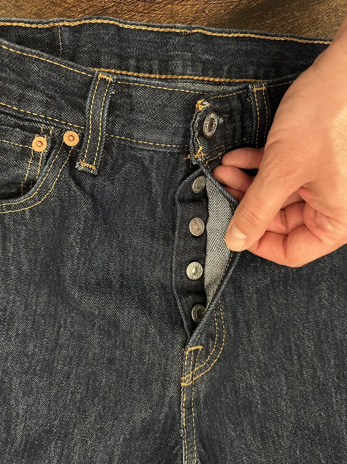 Levi's Levis 501 Jeans Mens 32x29 Straight Leg Button Fly Size US 32 / EU 48 - 5 Thumbnail