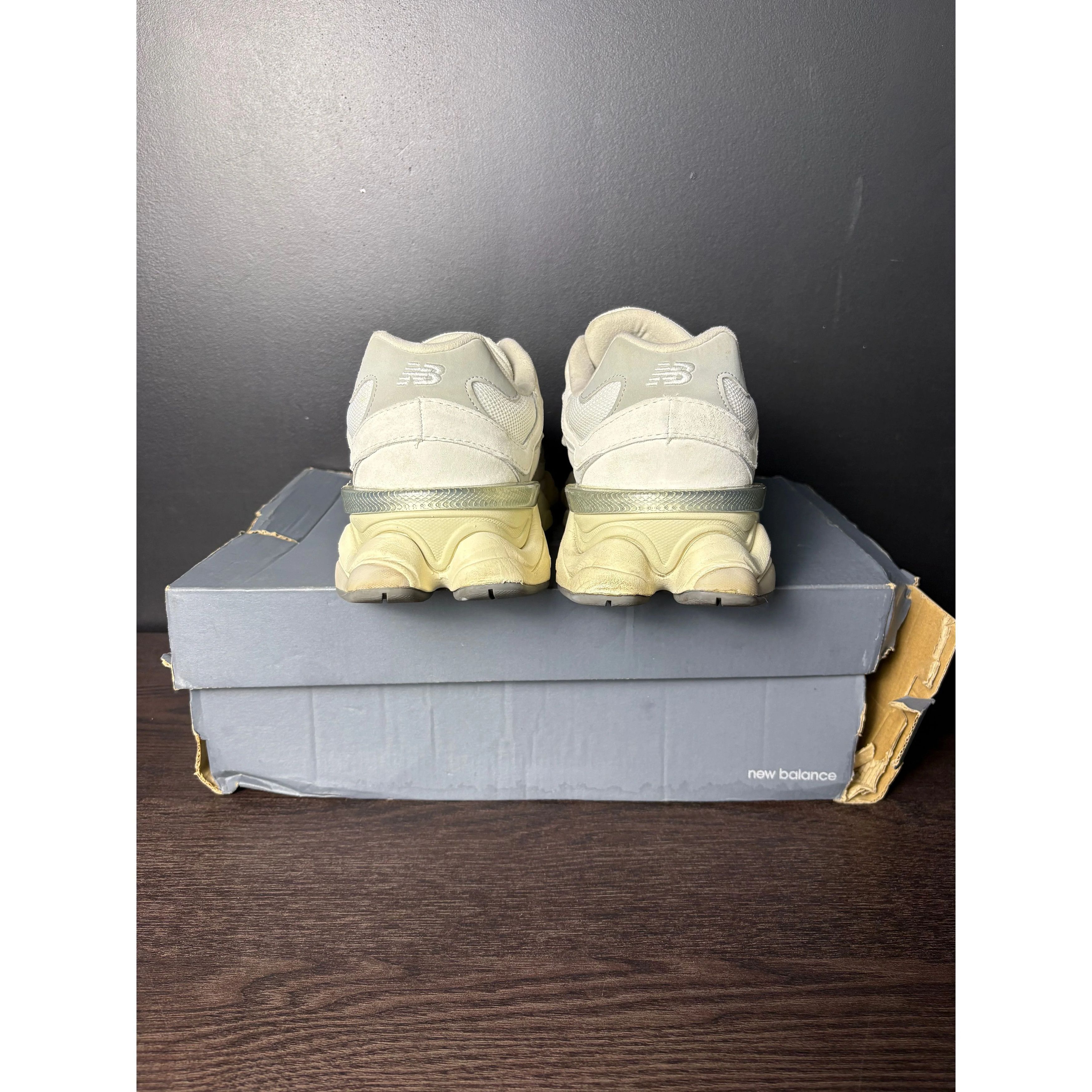 New Balance New Balance 9060 "Sea Salt White" **PRE-OWNED** Size US 11 / EU 44 - 4 Thumbnail