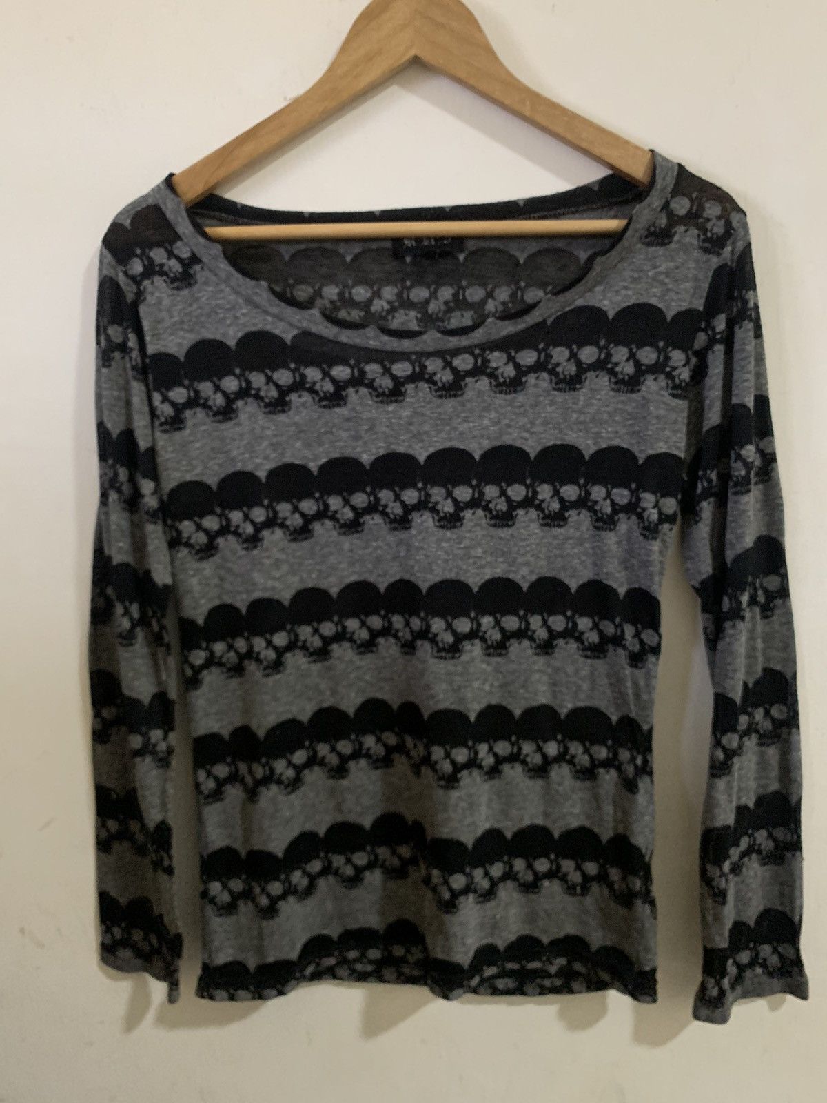 Japanese Brand Japanese Brand KUI Skull Rock Metal Long Sleeve Size S / US 4 / IT 40 - 2 Thumbnail