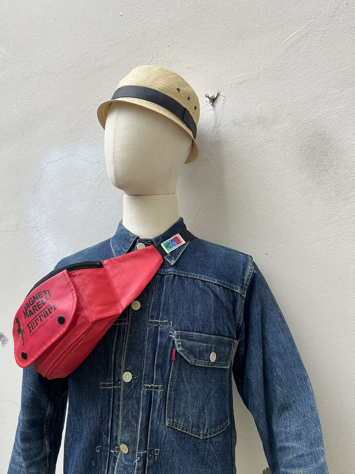 Ferrari RARE!! Vintage 90s Magnetti Marelli Ferrari Red Waist Bag Size ONE SIZE - 3 Thumbnail