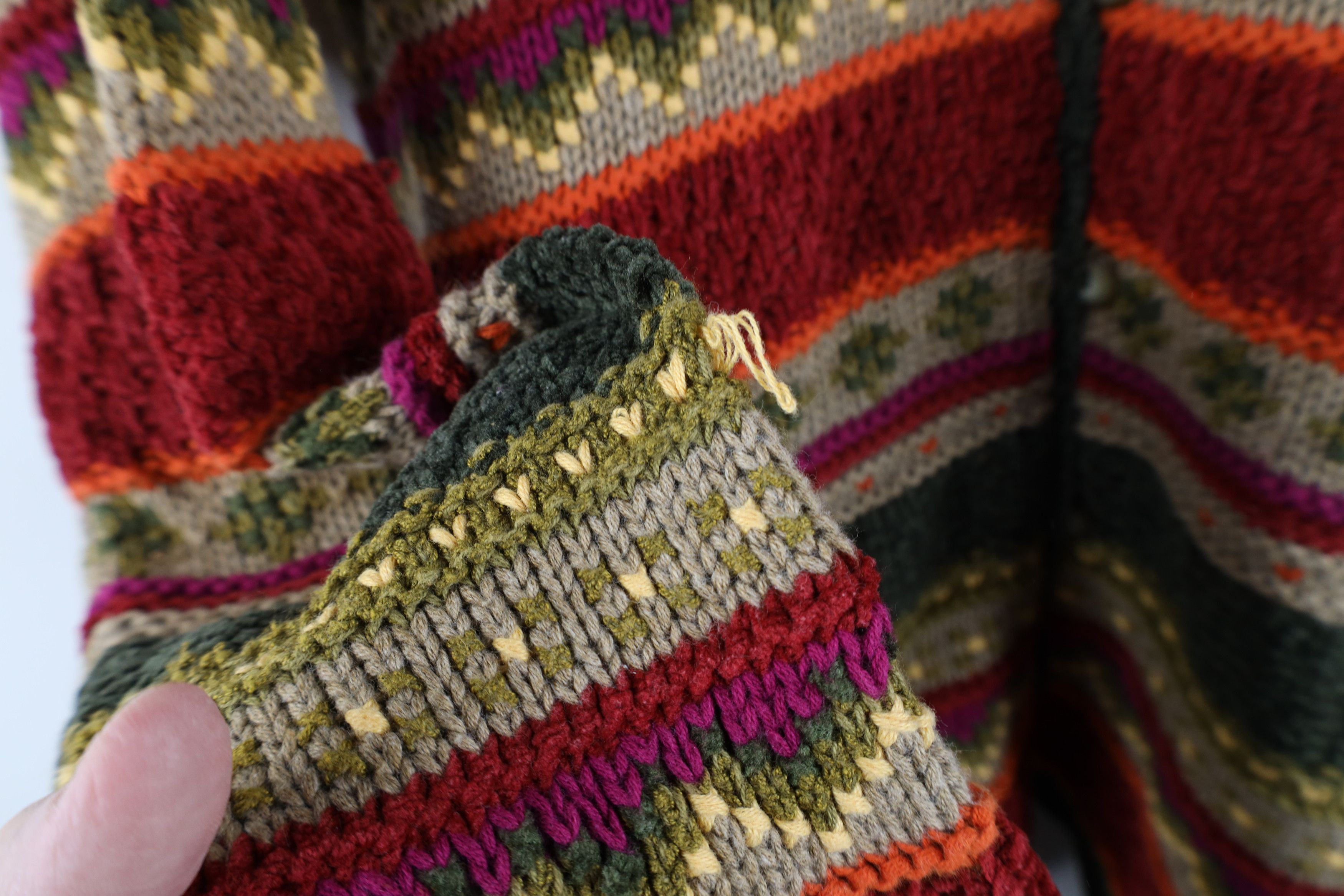 Vintage Vintage 90s Streetwear Fair Isle Knit Cardigan Sweater Size S / US 4 / IT 40 - 7 Thumbnail