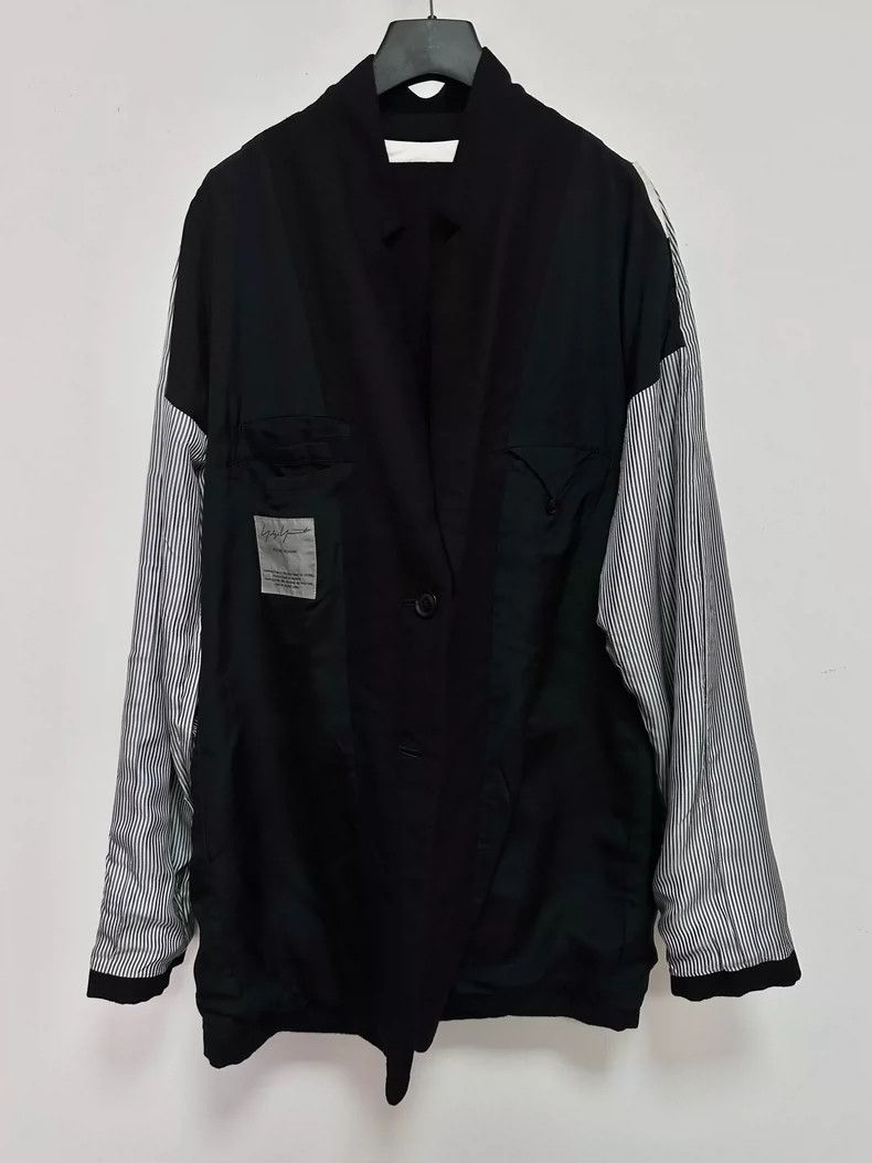 Yohji Yamamoto Yohji Yamamoto size os 16-inch striped jacket with cut-out Size US M / EU 48-50 / 2 - 1 Thumbnail