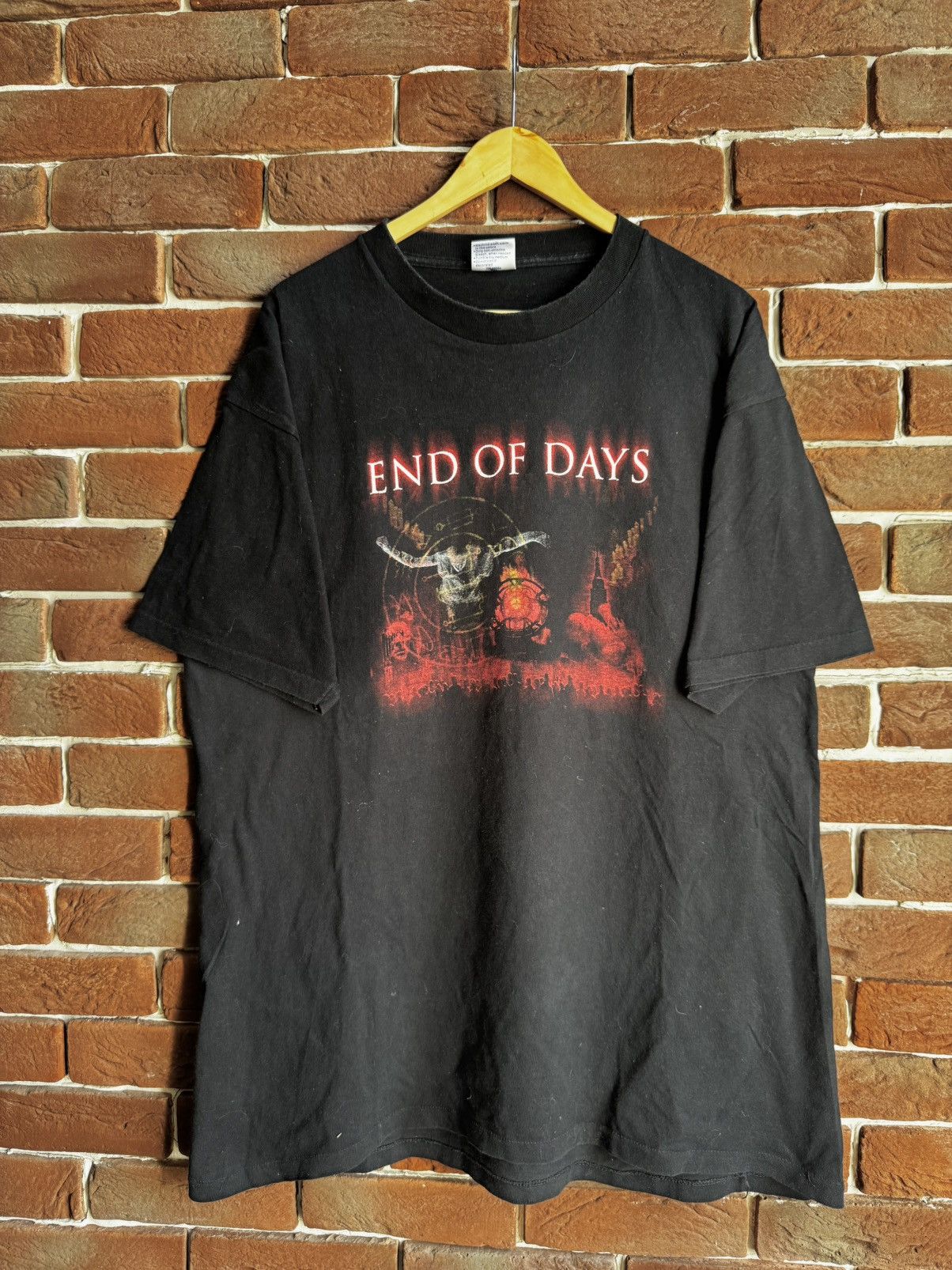 Vintage Rare End of days 90s Vintage Movie Horror Tee Black XL Size US XL / EU 56 / 4 - 1 Thumbnail