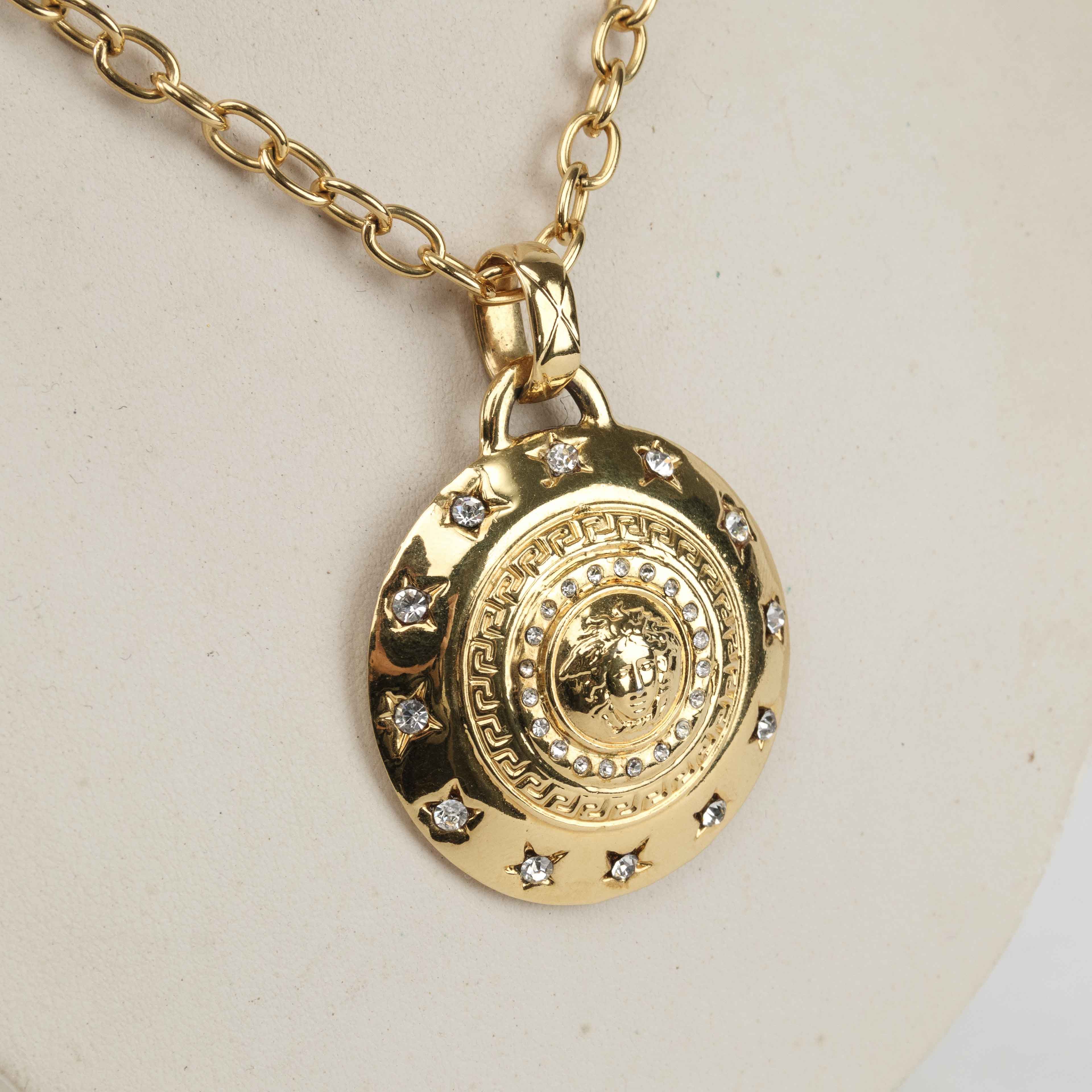 Versace GIANNI VERSACE Gean Never Satha Medusa Necklace Size ONE SIZE - 3 Thumbnail