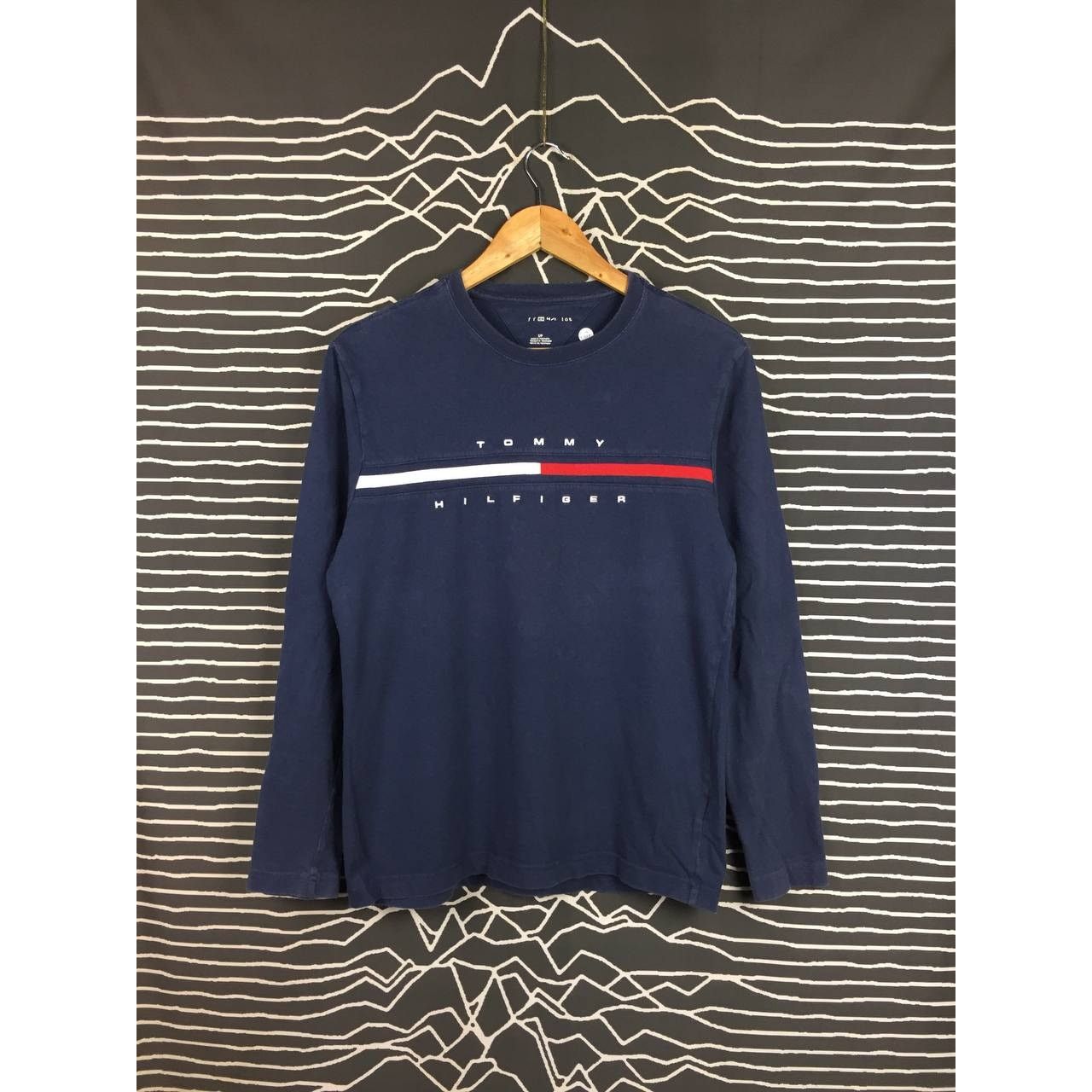 Tommy Hilfiger × Vintage Tommy Hilfiger Flag Logo Spell Out Longsleeve Tee Size US S / EU 44-46 / 1 - 2 Thumbnail