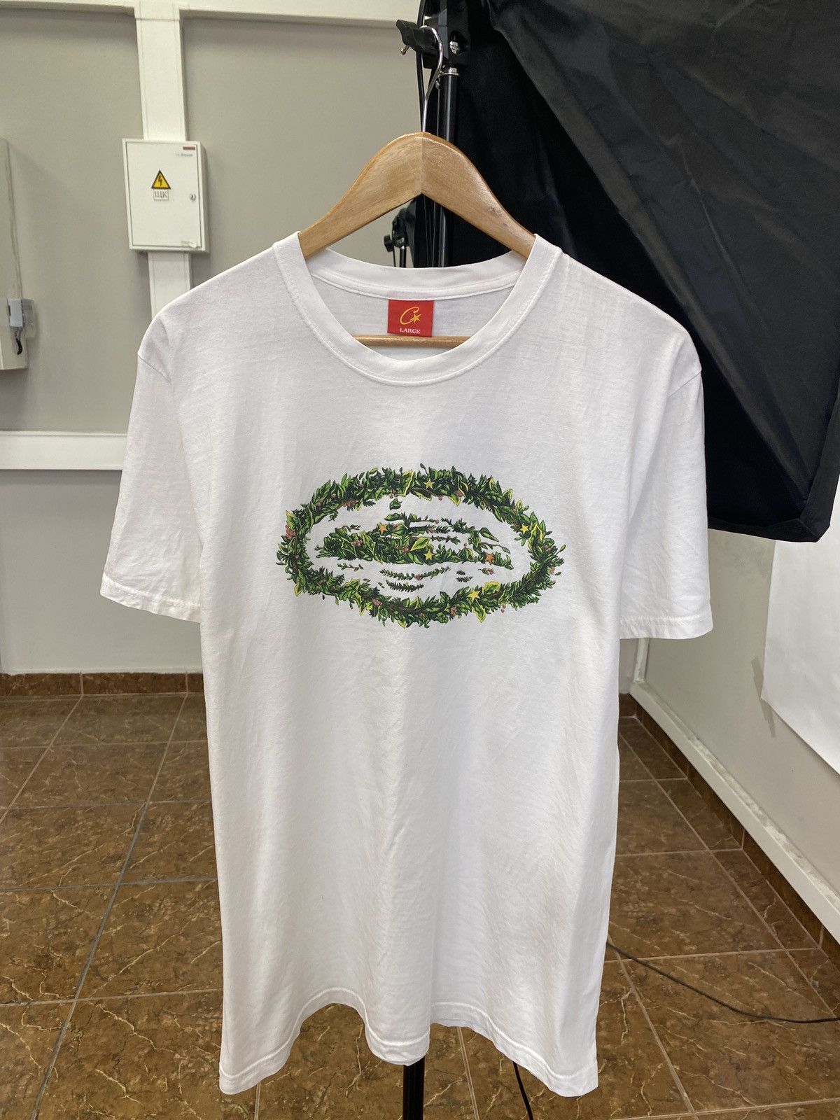 Pre-owned Corteiz Y2k  Alcatraz Round Grass T-shirt Retro Hype In White