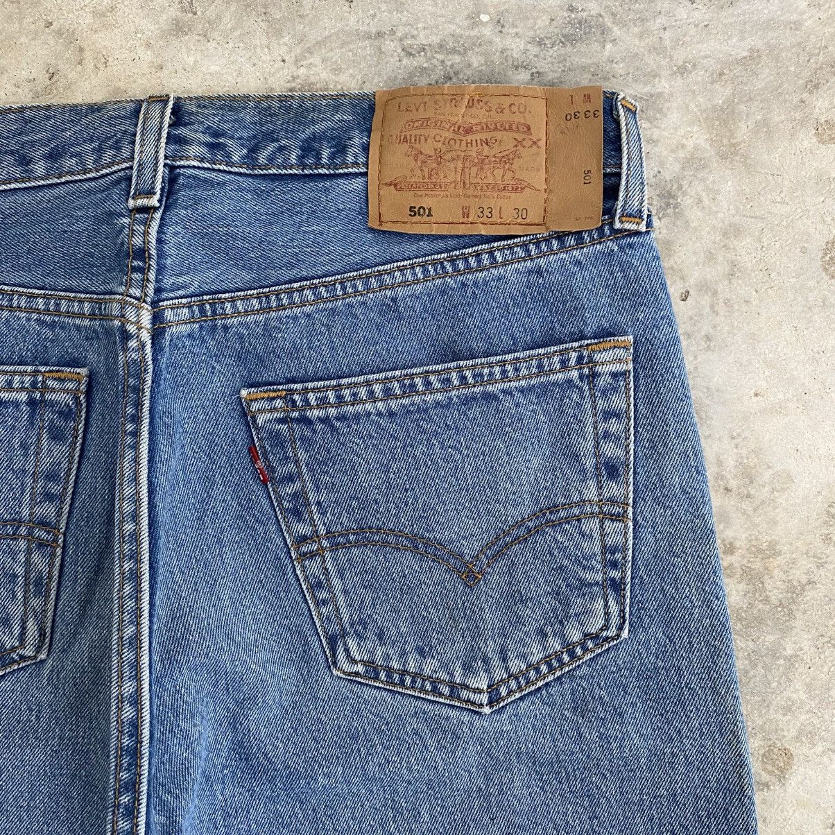 Levi's Size 33x30 Vintage Levis 501 Faded Stonewashed Blue Jeans Size US 33 - 10 Thumbnail