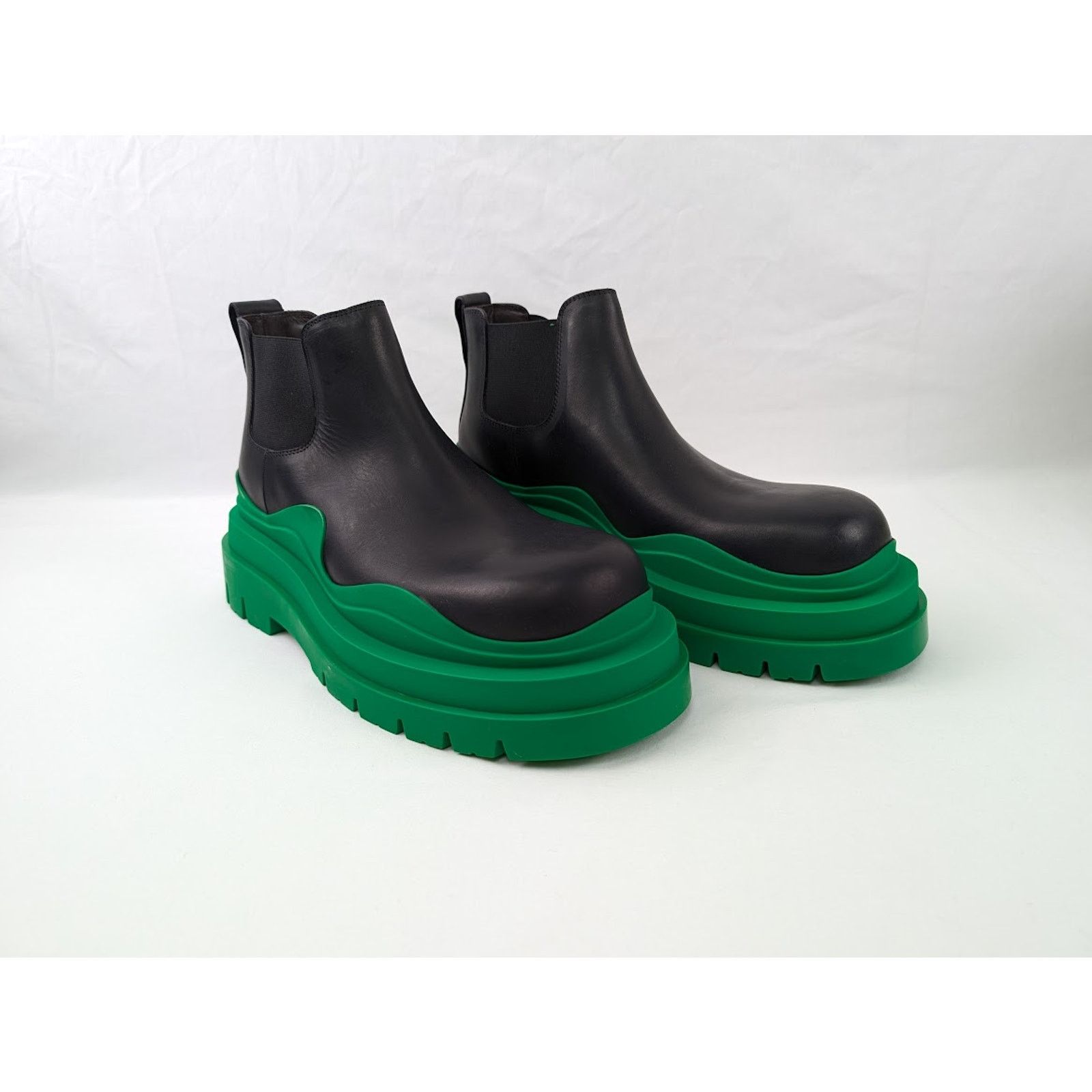 Bottega Veneta o1rshd1 /DUP/ Women's Military Calf Tire Boot in Black/Green Size US 8 / IT 38 - 4 Thumbnail