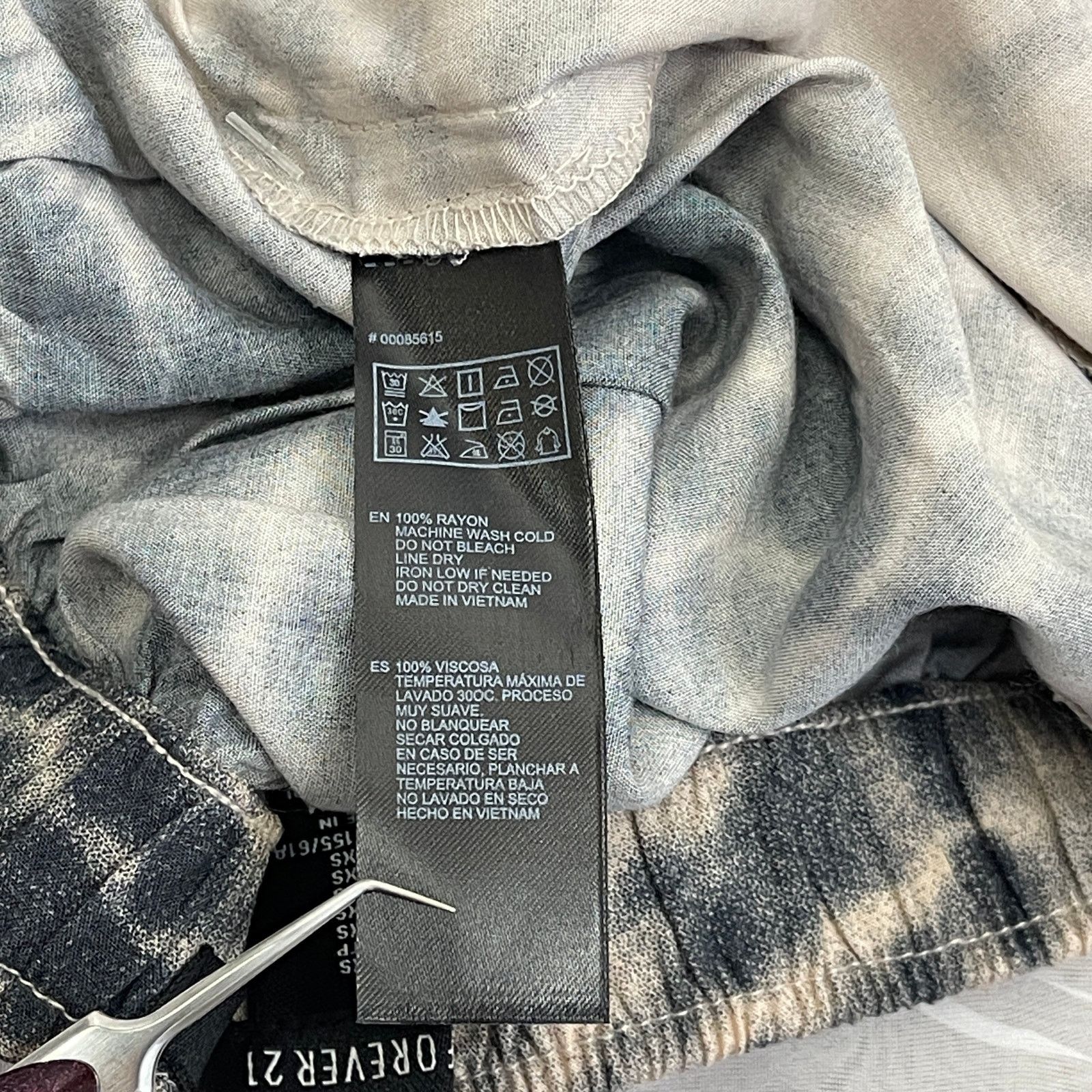 Forever 21 Taupe Charcoal Stripe Dye Dolphin Shorts Forever 21 XS NWT Size 23" - 22 Thumbnail