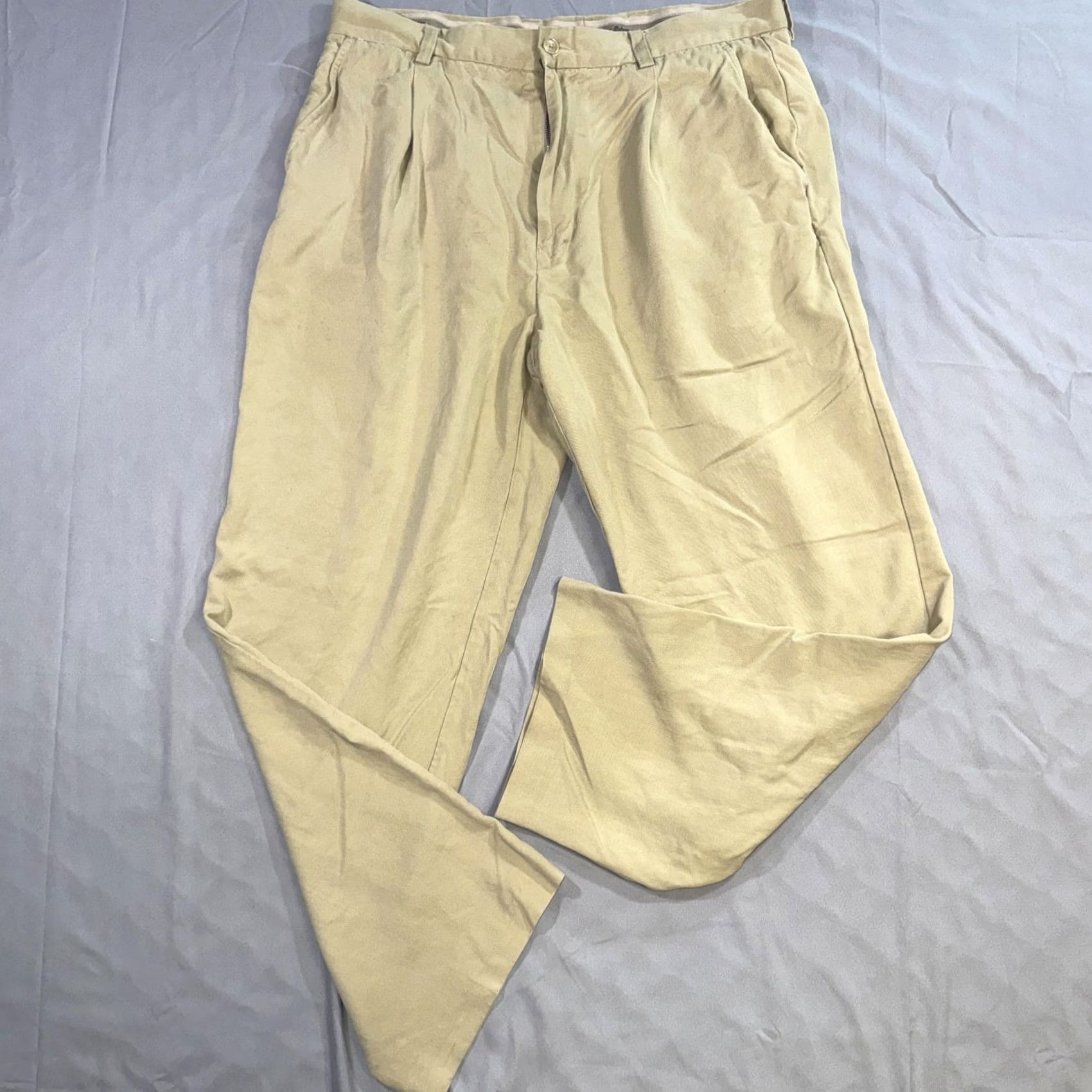 Tommy Bahama Tommy Bahama Pants Mens 35x30 Beige Silk Pleated Chino Relaxed Casual Travel Size US 35 - 2 Thumbnail