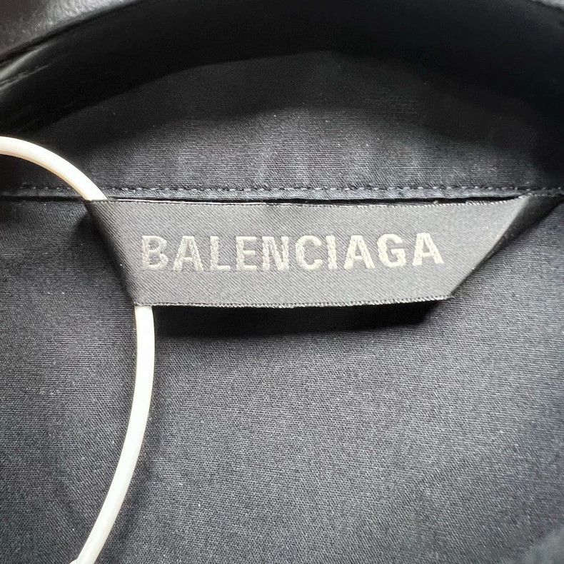 Balenciaga Balenciaga size 38 Back tape logo black short sleeve shirt Size S / US 4 / IT 40 - 3 Thumbnail
