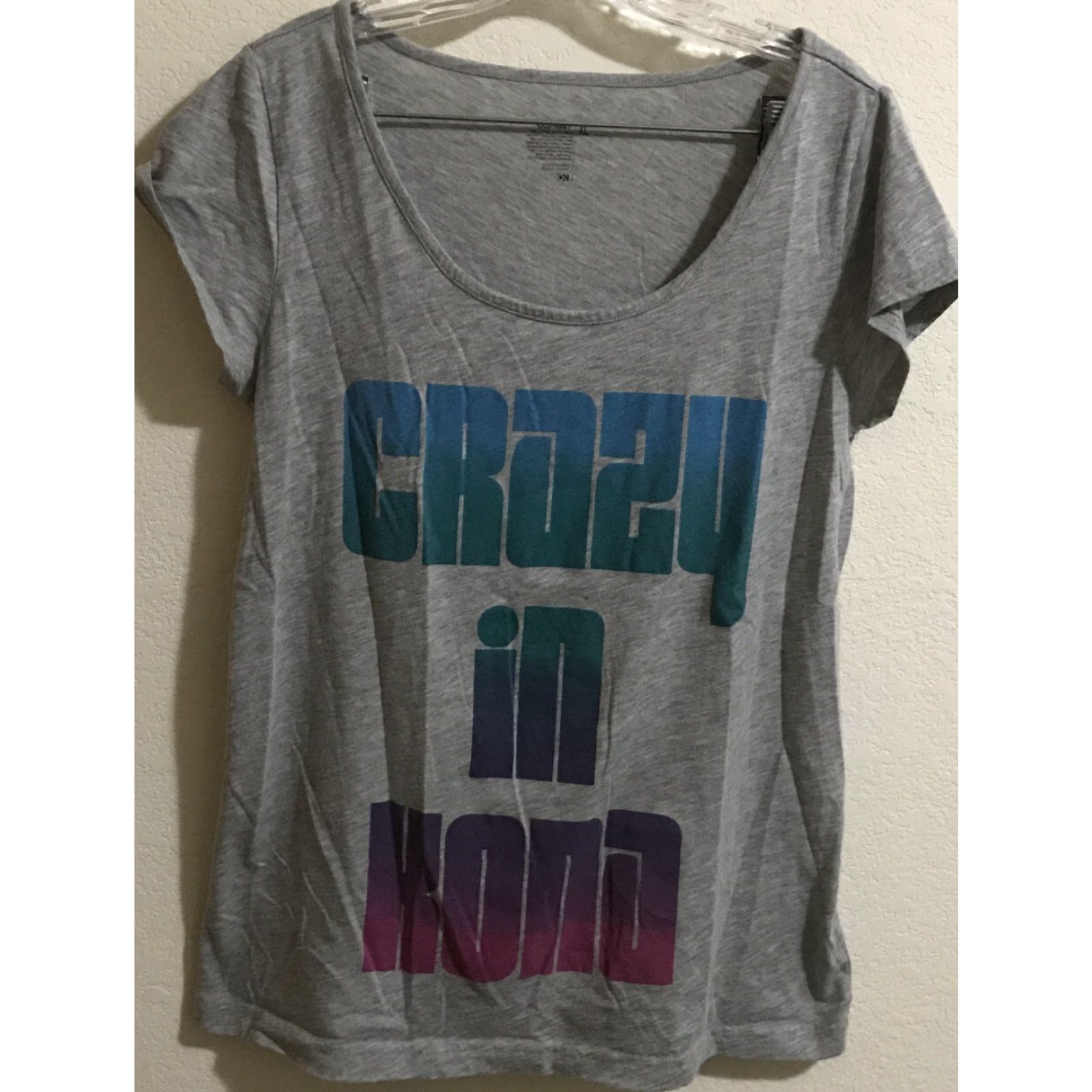 Old Navy Old Navy Womens T-Shirt “Crazy In Kona” XL Grey Cotton Blend Short Sleeve Scoop Neck Pullover Casual Basic Shirt Men? Size XL / US 12-14 / IT 48-50 - 2 Thumbnail