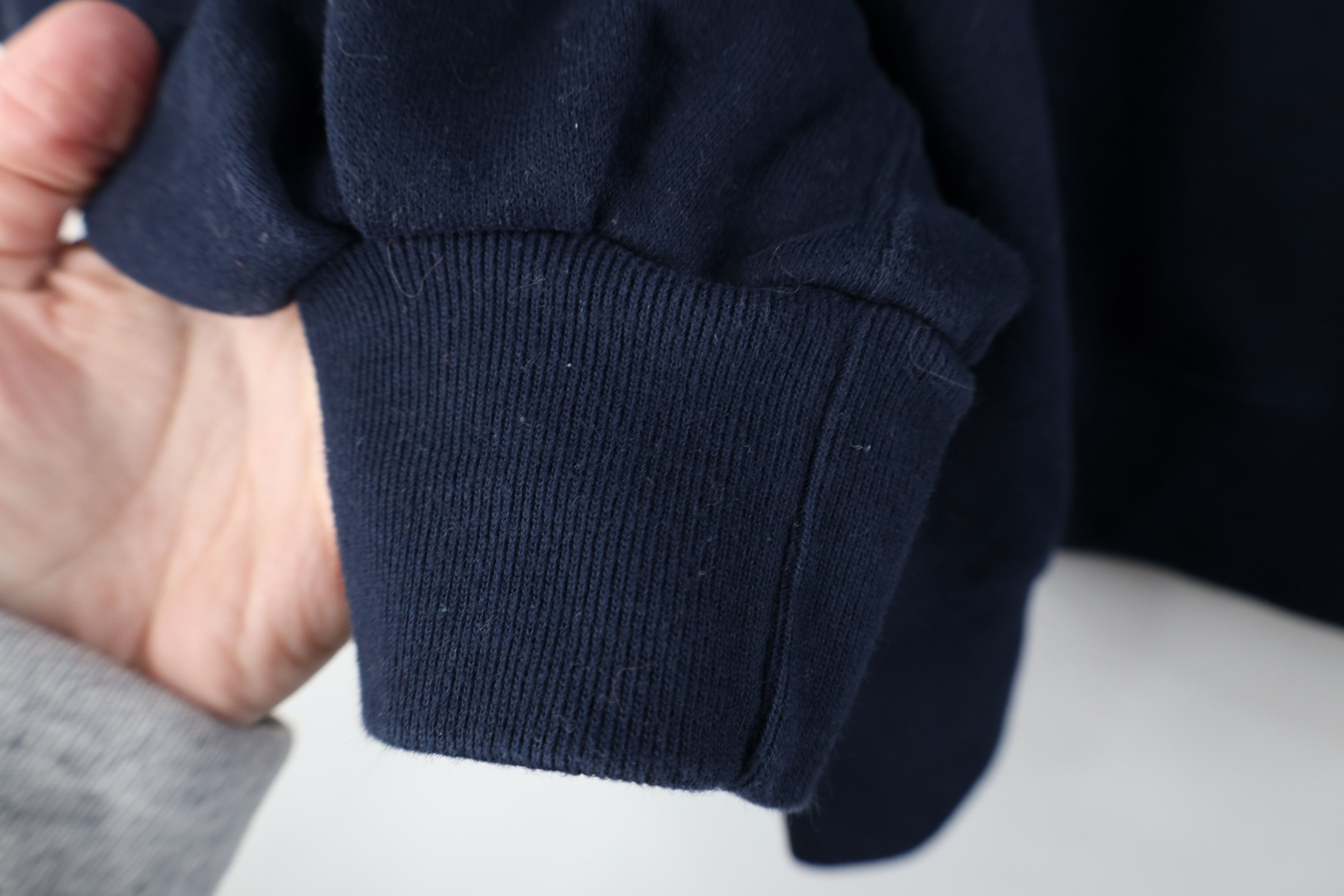 Abercrombie & Fitch Vintage Y2K Abercrombie & Fitch Sweatshirt Navy Blue Size S / US 4 / IT 40 - 7 Thumbnail