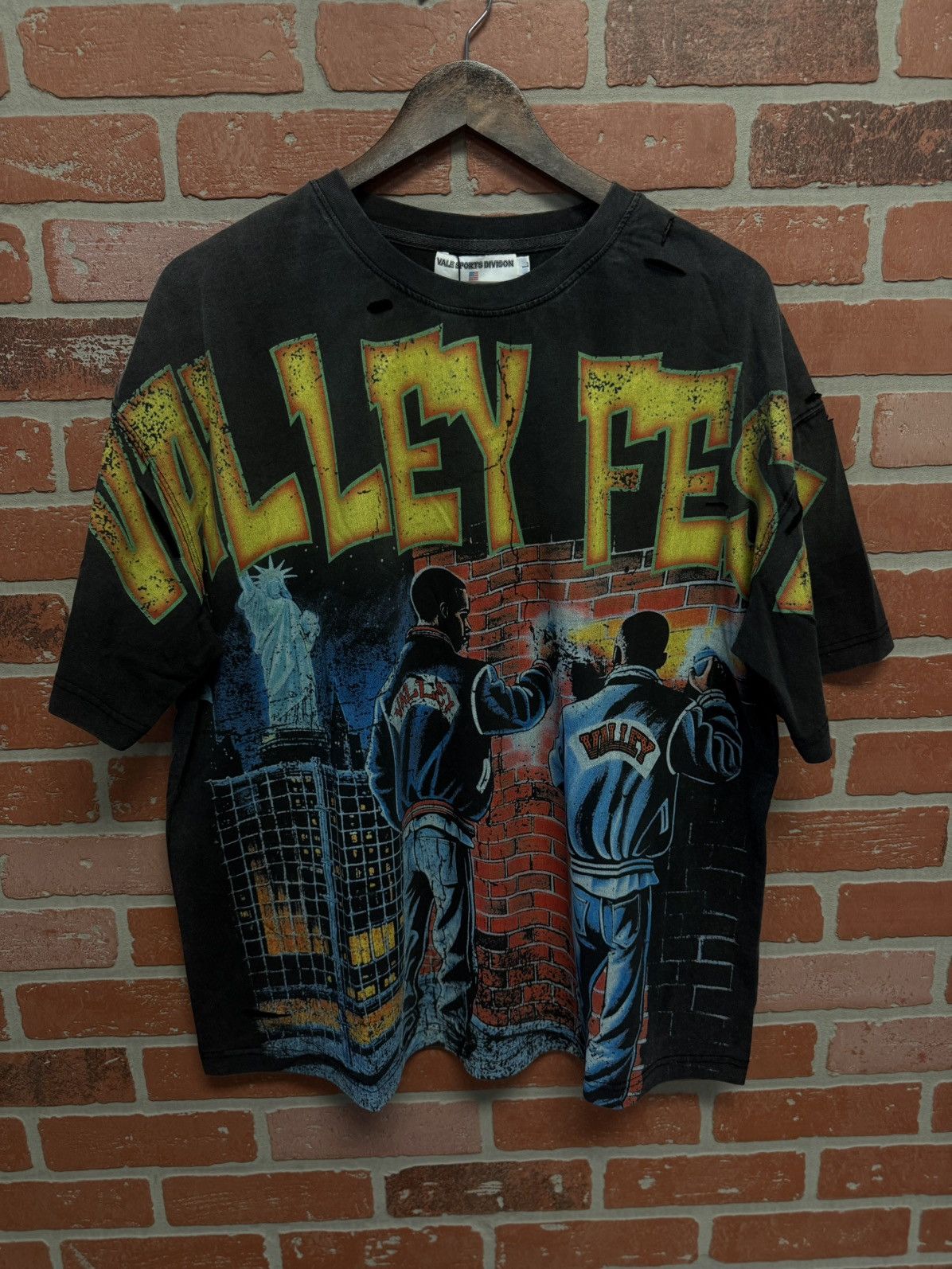 Vale Vale Valley Fest Tee Size Large (NEW) Authentic Size US L / EU 52-54 / 3 - 1 Thumbnail