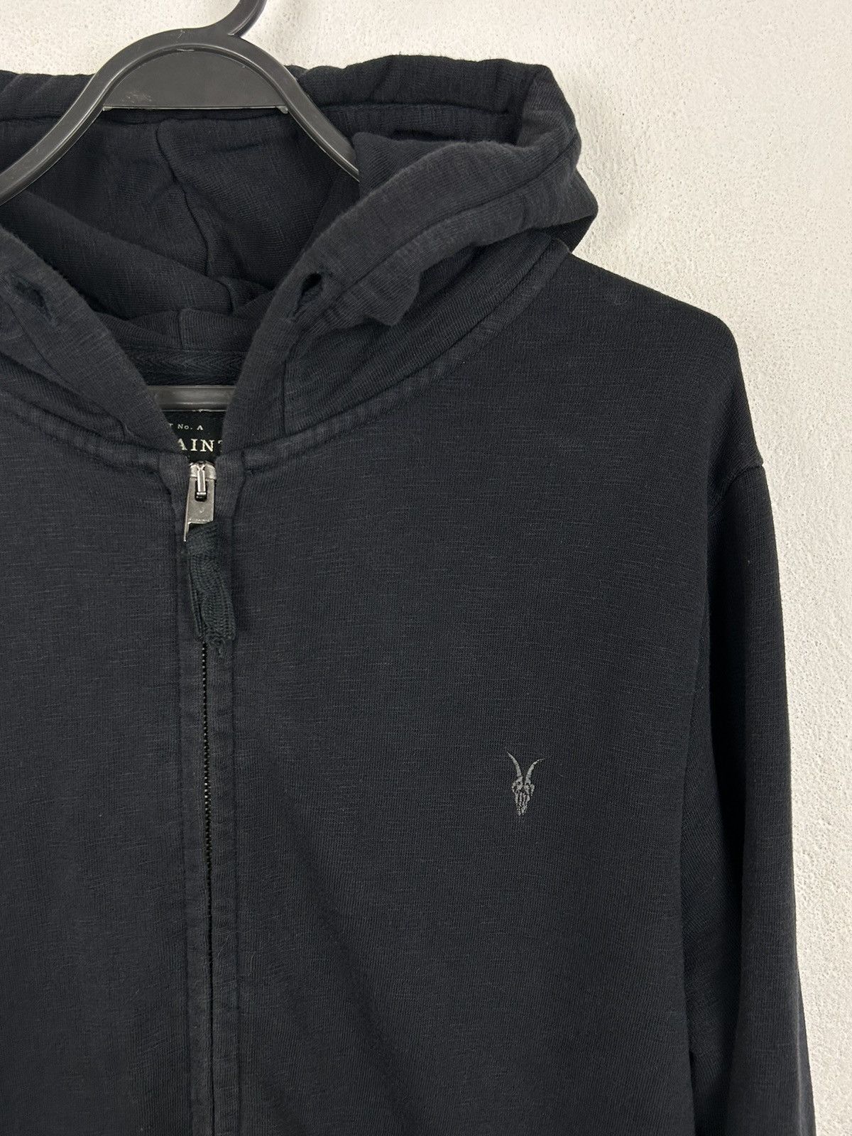 Allsaints Allsaints Small Embroidered Logo Zipped Hoodie In Black Size US S / EU 44-46 / 1 - 2 Thumbnail