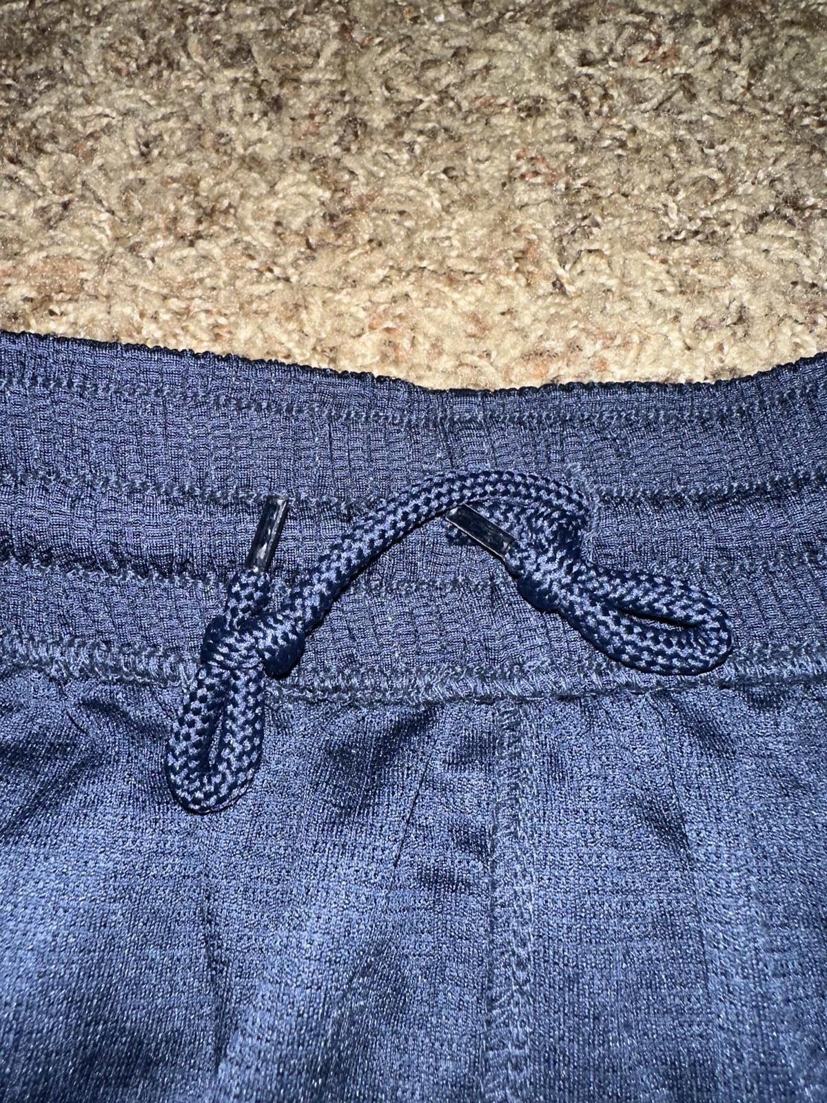Nike Nike Men’s Team USA Fit Dry 2009 Basketball Shorts VINTAGE Size US 30 / EU 46 - 10 Thumbnail