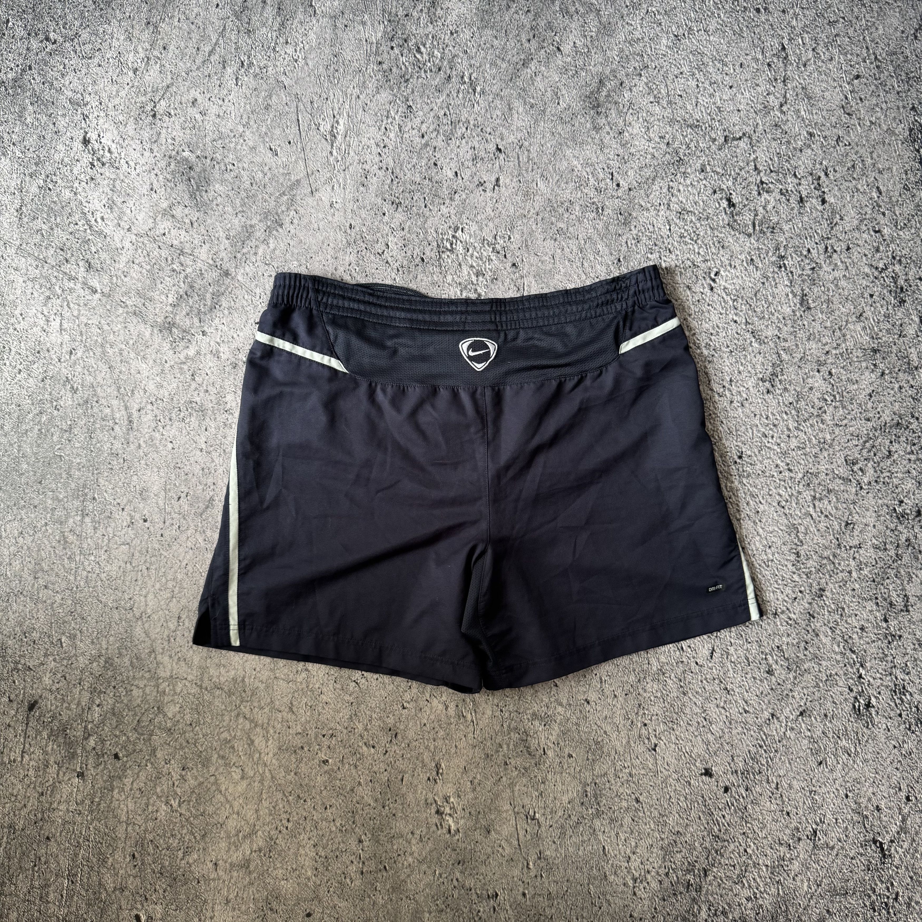 Nike Vintage T90 Nike VTG Shorts Nylon Swoosh Logo Drill Y2k Size US 34 / EU 50 - 7 Thumbnail