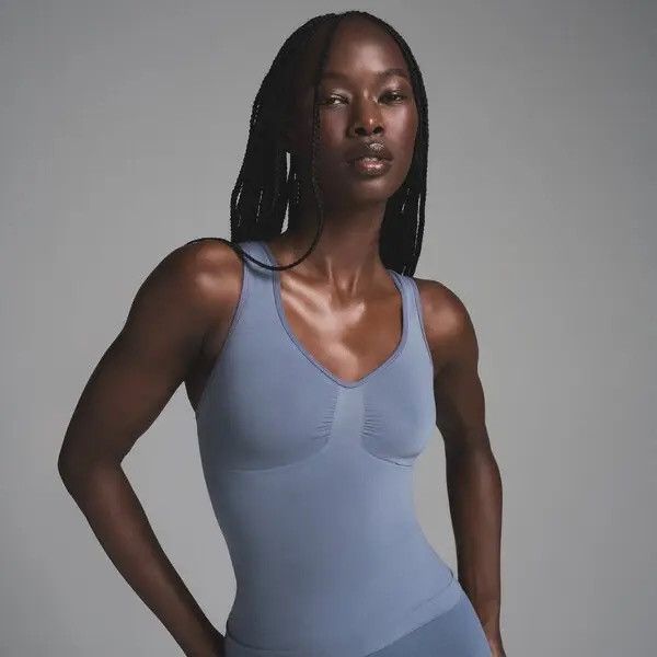 SKIMS SKIMS NWOT Seamless Sculpt Tank Top Sz Medium Size M / US 6-8 / IT 42-44 - 1 Thumbnail