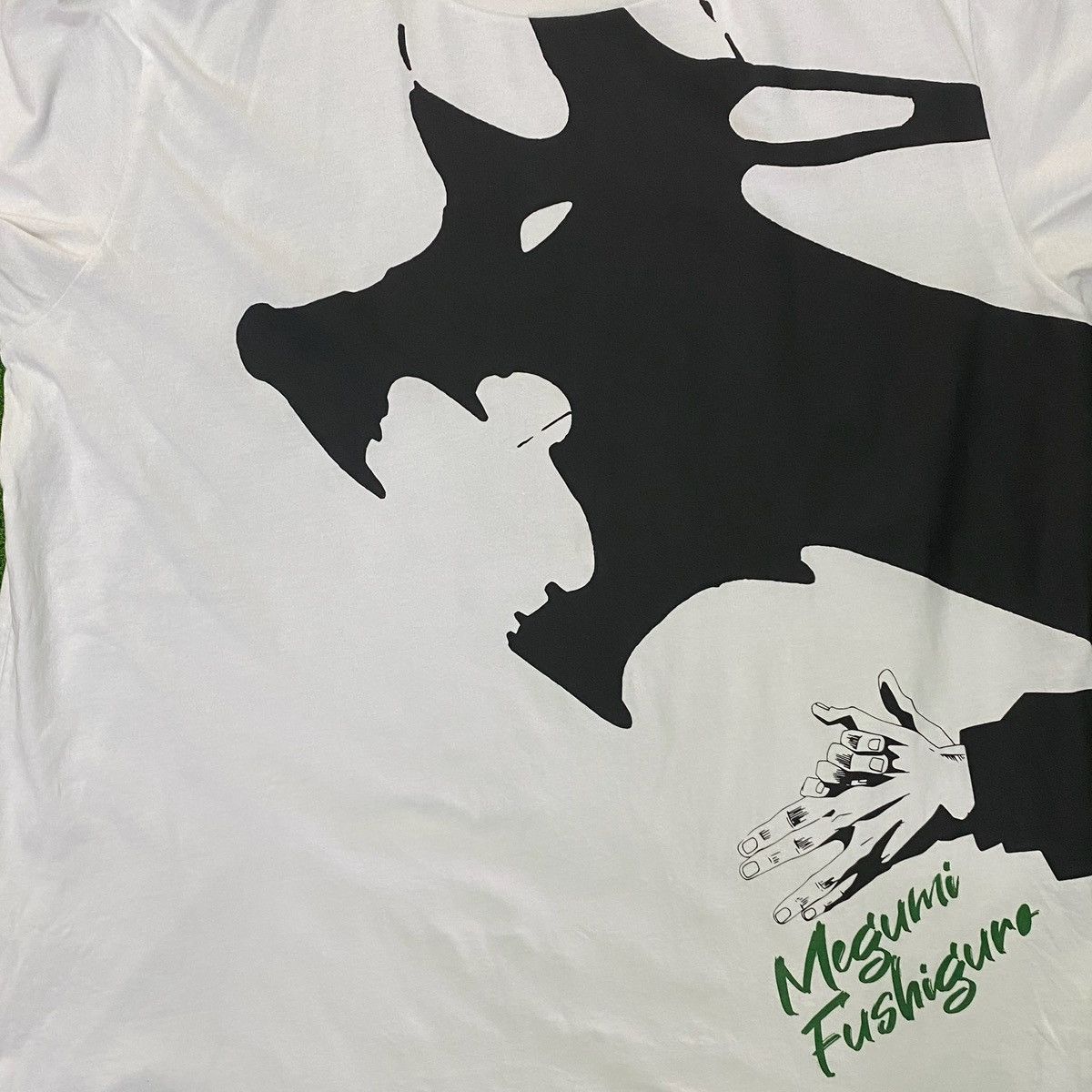 Anime Uniqlo Anime X Jujutsu Kaisen Fushiguro Megumi Tshirt Size US XL / EU 56 / 4 - 1 Thumbnail