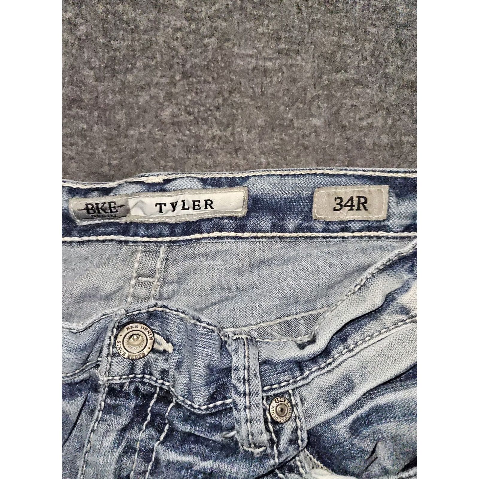 Vintage BKE Tyler Bootcut Jeans Men's 34x31 Mid Blue Embroidered Preppy Logo Cowboy Rock 90s Mens Regular Size US 34 / EU 50 - 2 Thumbnail