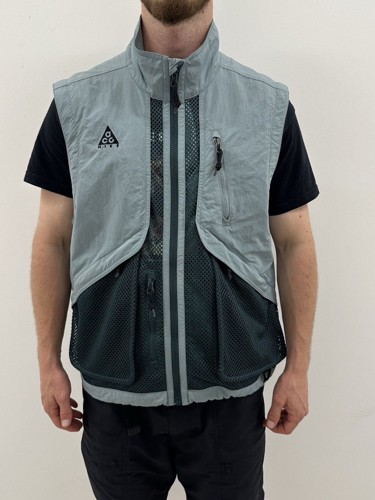 Nike ACG Nike ACG Gilet Vest Aviator Grey Deep Jungle Men's Size US S / EU 44-46 / 1 - 1 Thumbnail