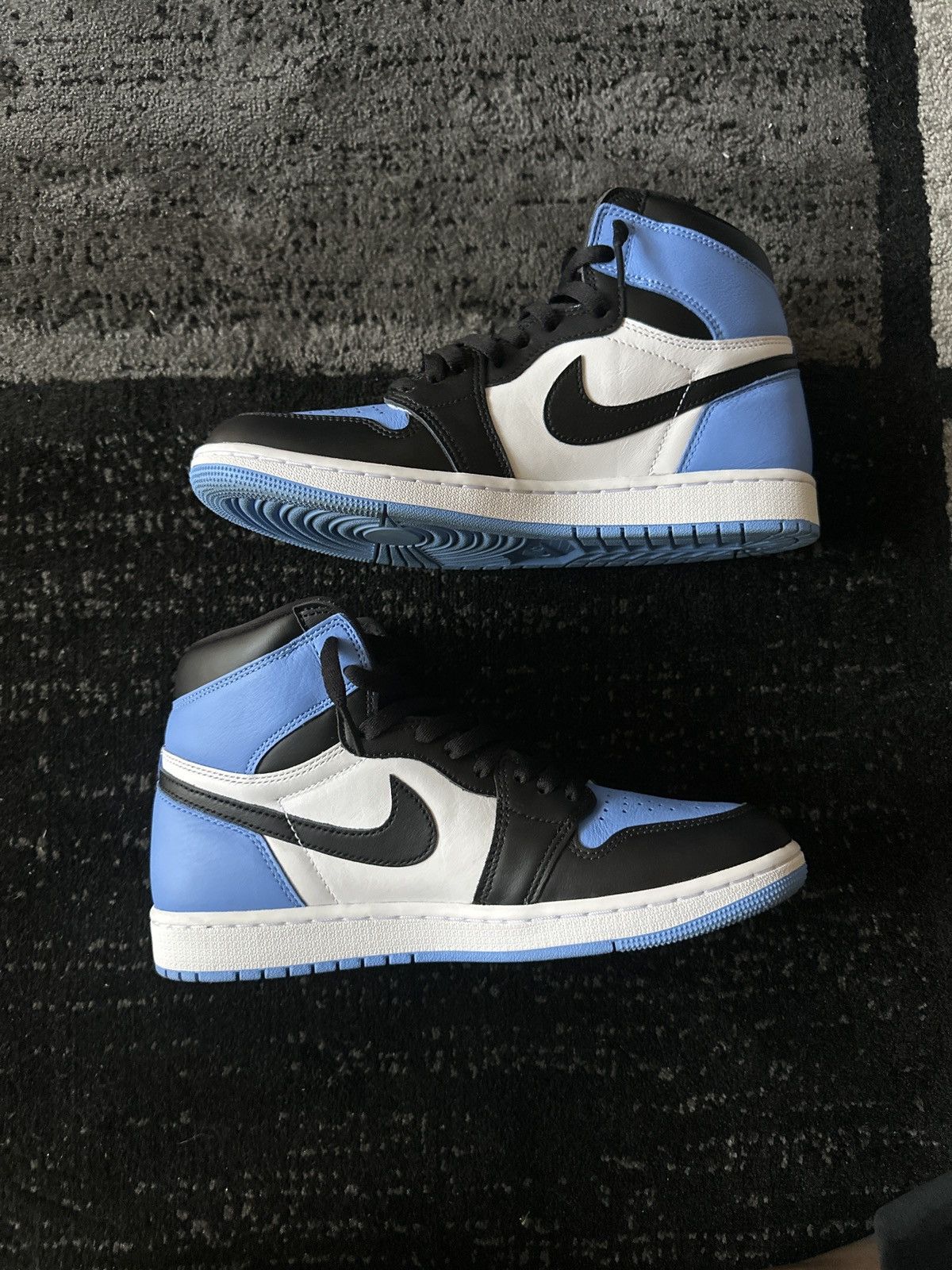 Jordan Brand University Jordan 1’s Size US 9.5 / EU 42-43 - 3 Thumbnail