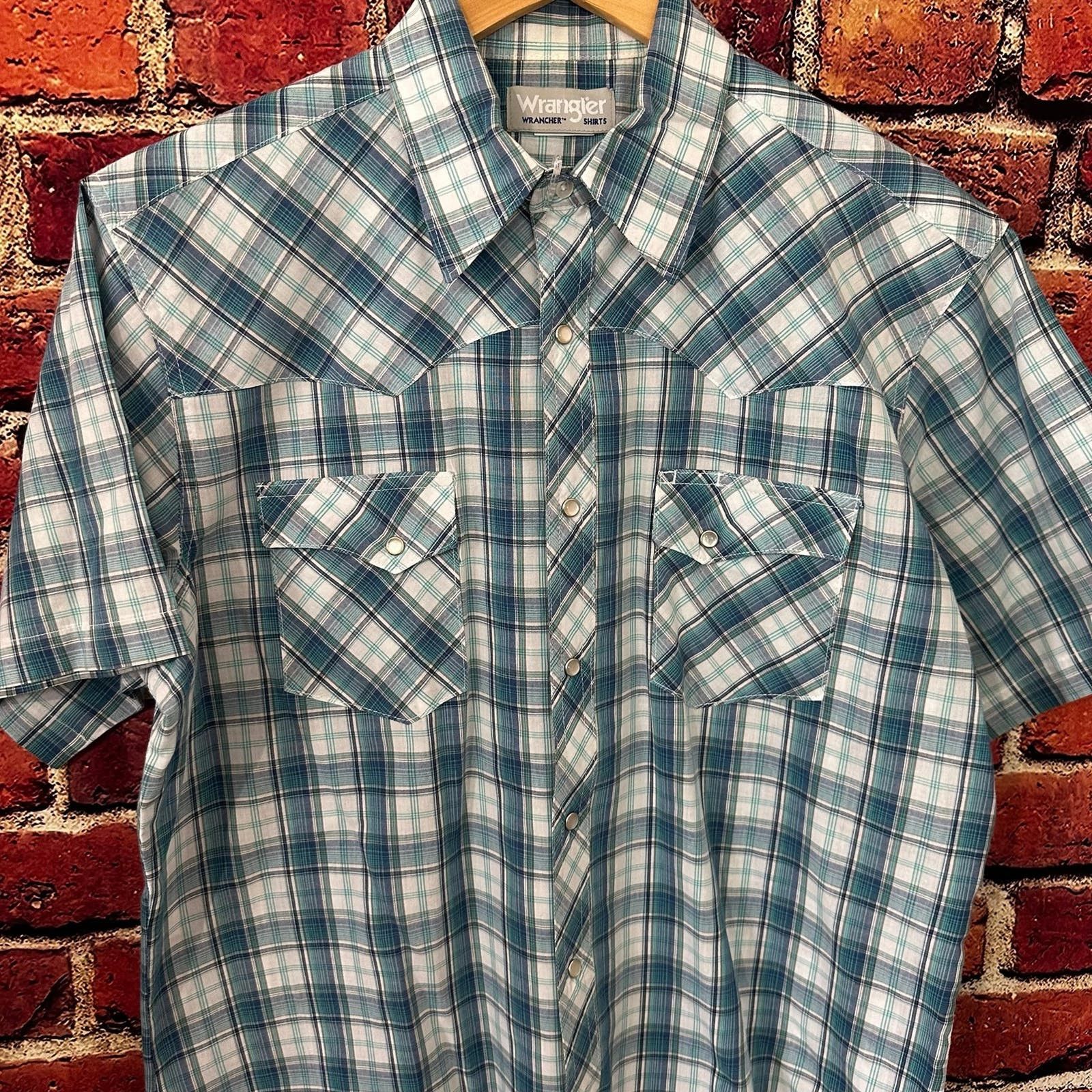 Wrangler Men’s wrangler, button-down size large Size US L / EU 52-54 / 3 - 2 Thumbnail