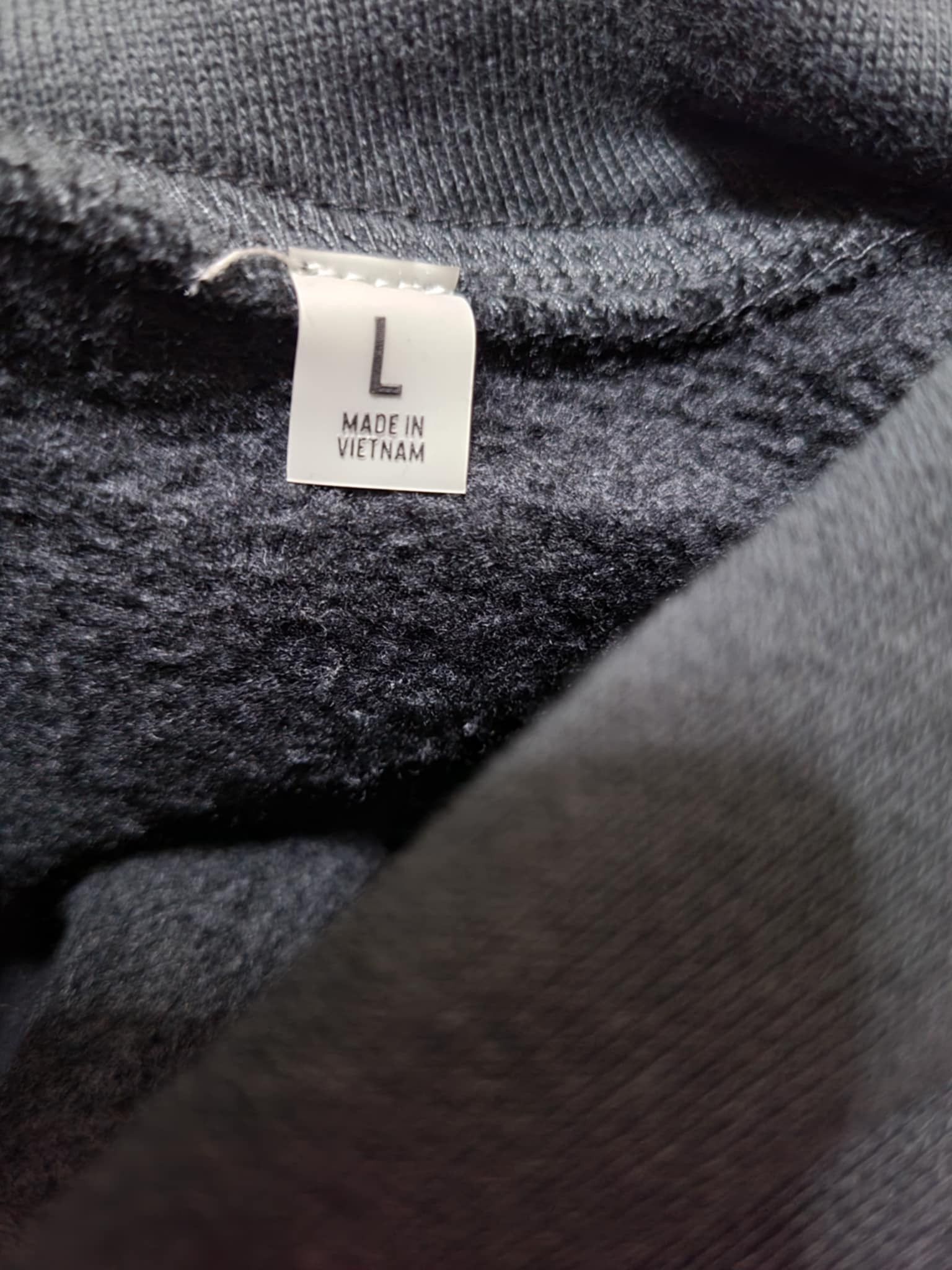 Fear of God sz L Fear of God Essentials Pullover Chest Logo stretch limo Size US L / EU 52-54 / 3 - 12 Thumbnail