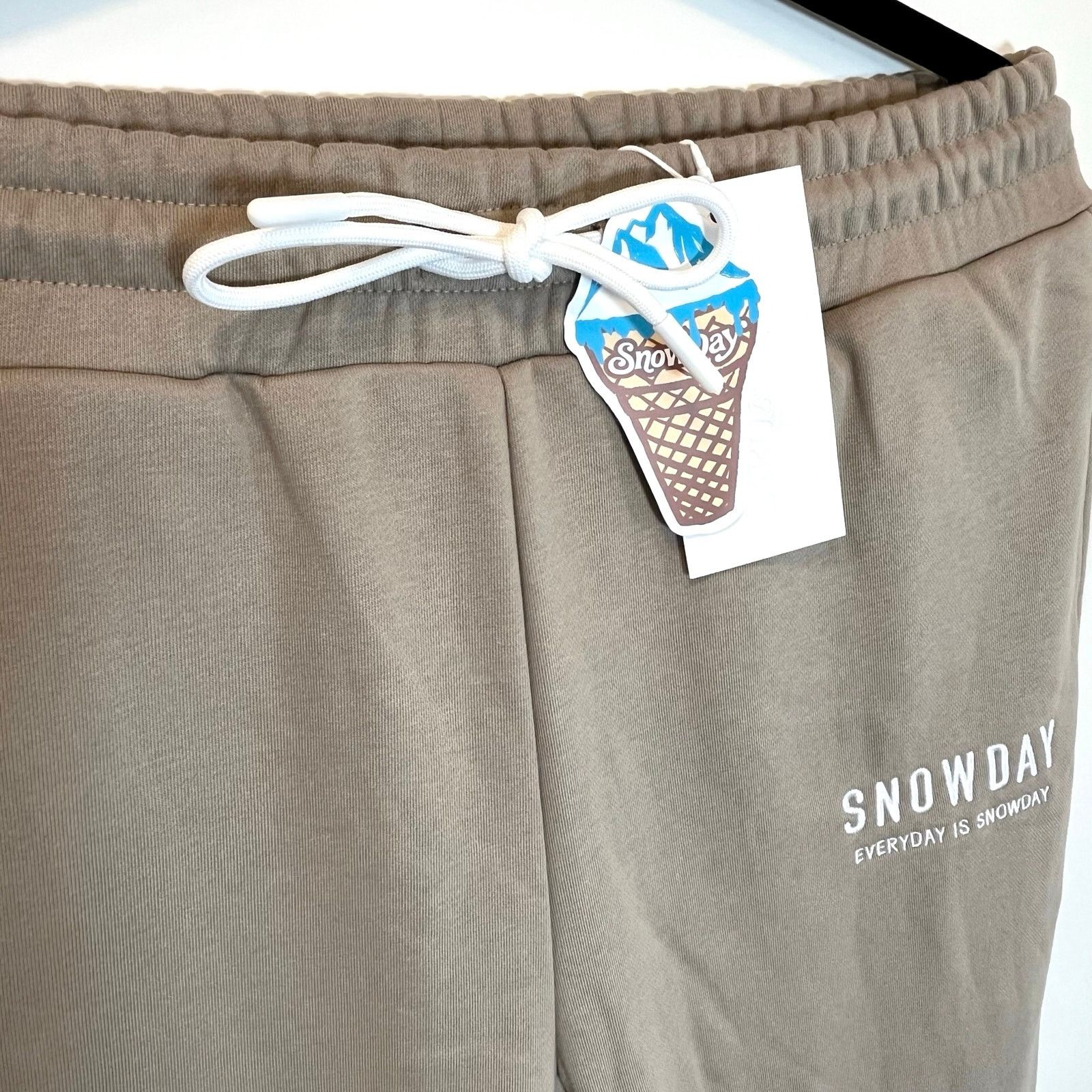 Snowday •NWT• Snowday Worldwide Tan Sweatpants • Mens Medium Size US 32 / EU 48 - 7 Thumbnail