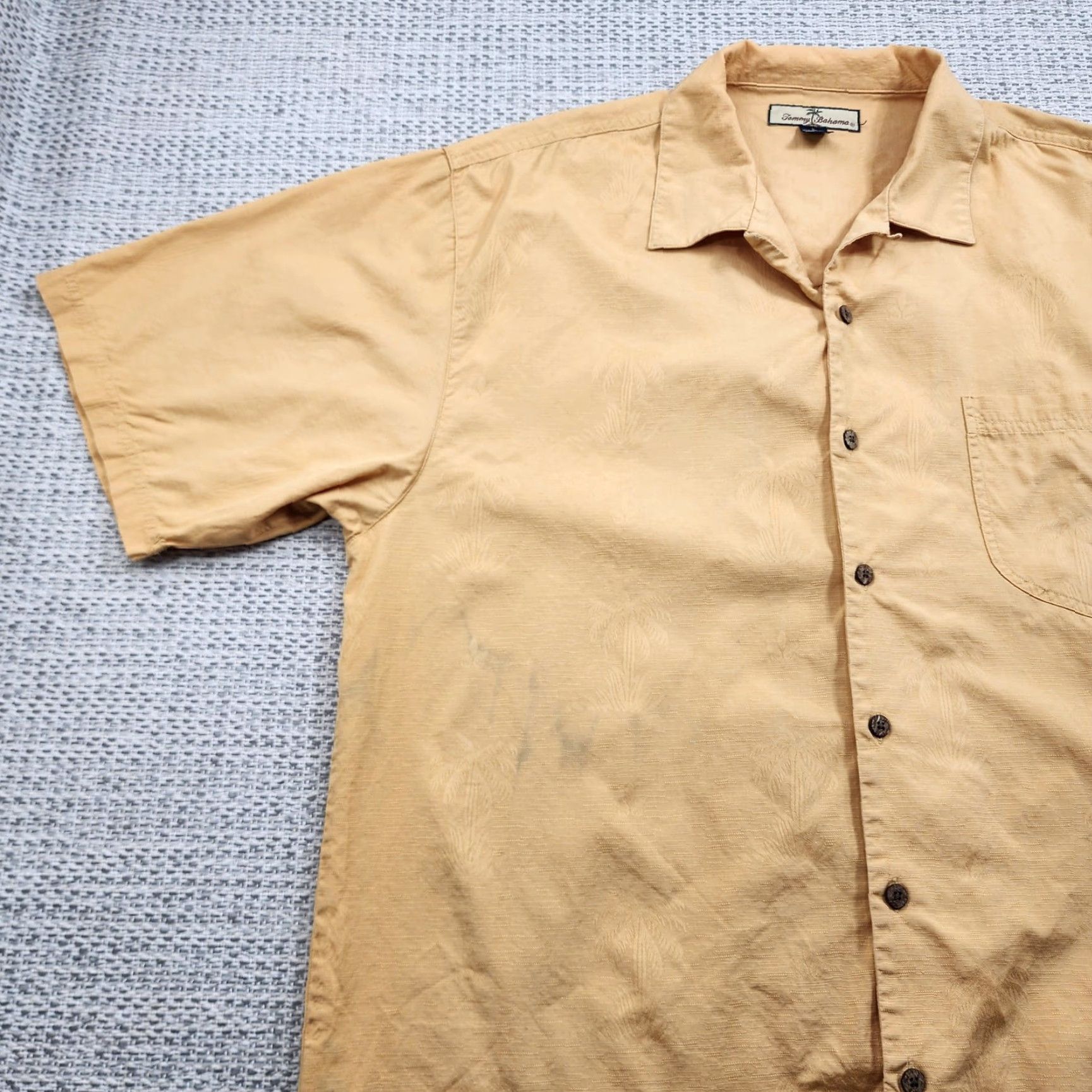 Tommy Bahama Tommy Bahama Shirt Mens Large Yellow Palm Tree Cotton Button Up Camp Casual Shirt Size US L / EU 52-54 / 3 - 3 Thumbnail
