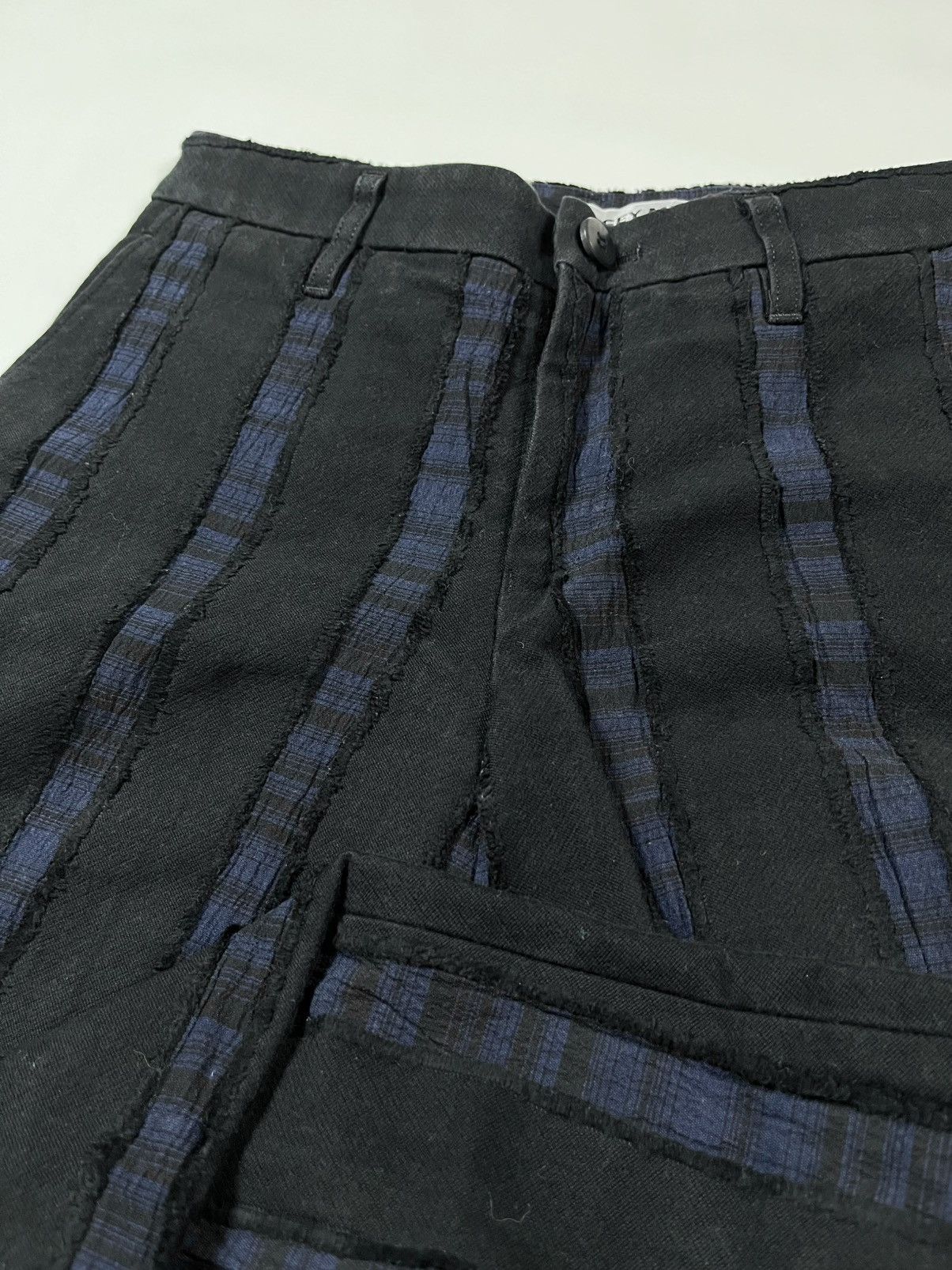 Issey Miyake ISSEY MIYAKE STRIPE SLIGHTLY FLARED PANTS Size 29" - 4 Thumbnail