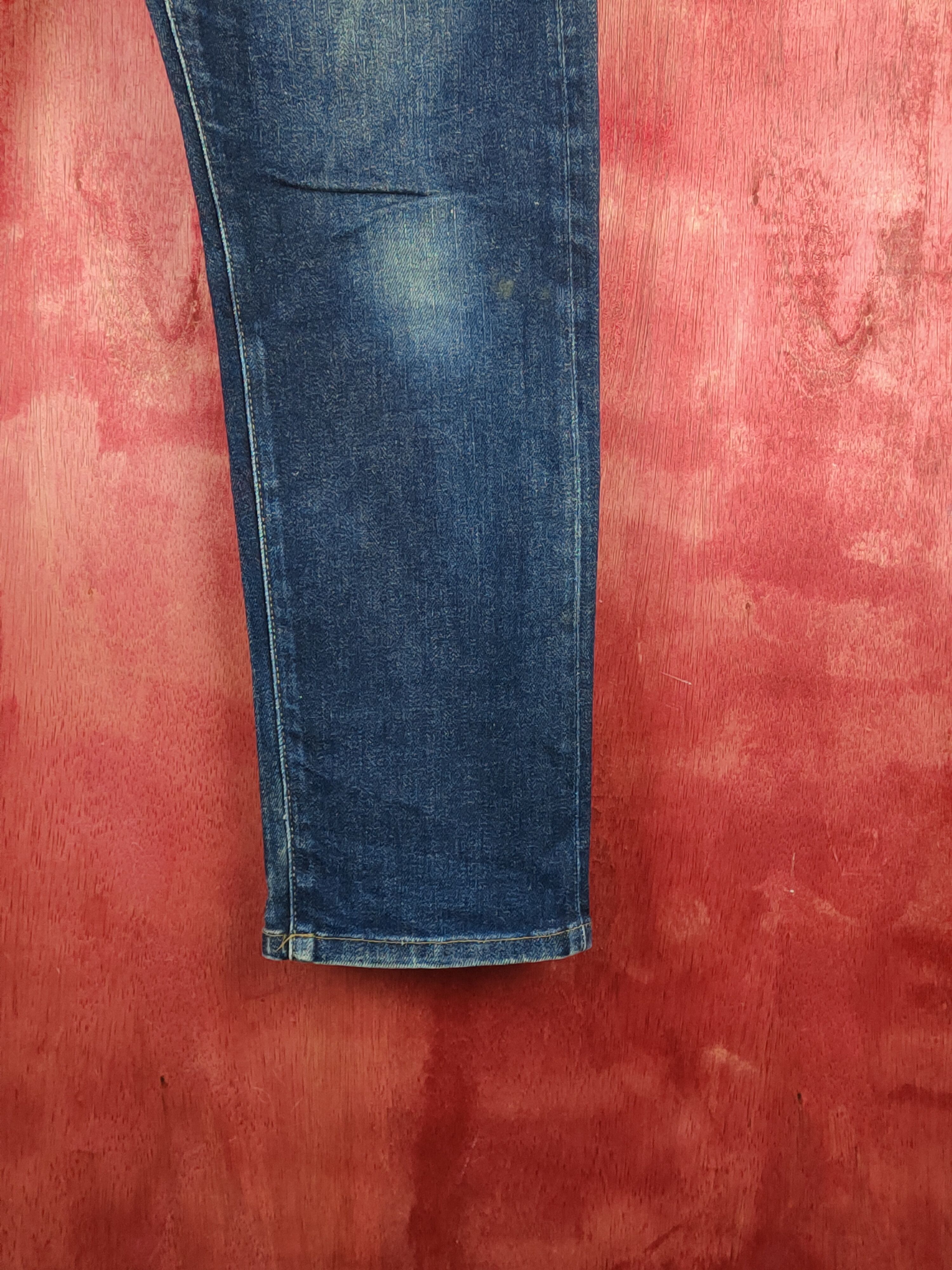 Japanese Brand Uniqlo Dark Blue Distressed Ripped Jeans #S1623 Size US 36 / EU 52 - 6 Thumbnail