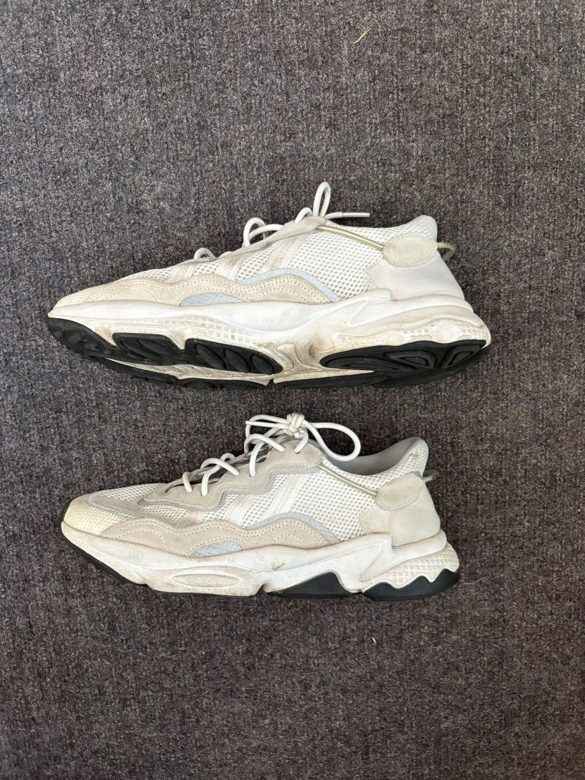 Adidas Adidas Ozweego Size US 11 / EU 44 - 2 Thumbnail