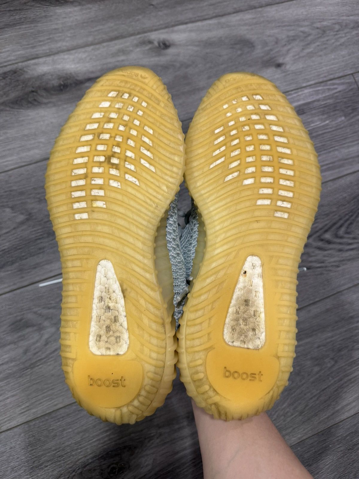 Yeezy Yeezy Boost 350 V2 Cloud White Size US 10.5 / EU 43-44 - 5 Thumbnail