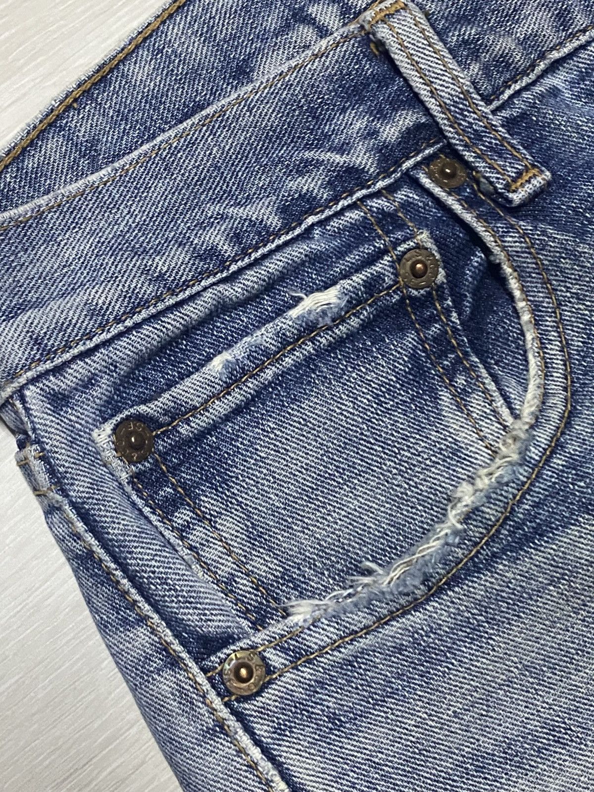 Levi's Vintage Levis Japan Faded Wash Distressed Baggy Jeans Size US 30 / EU 46 - 9 Thumbnail