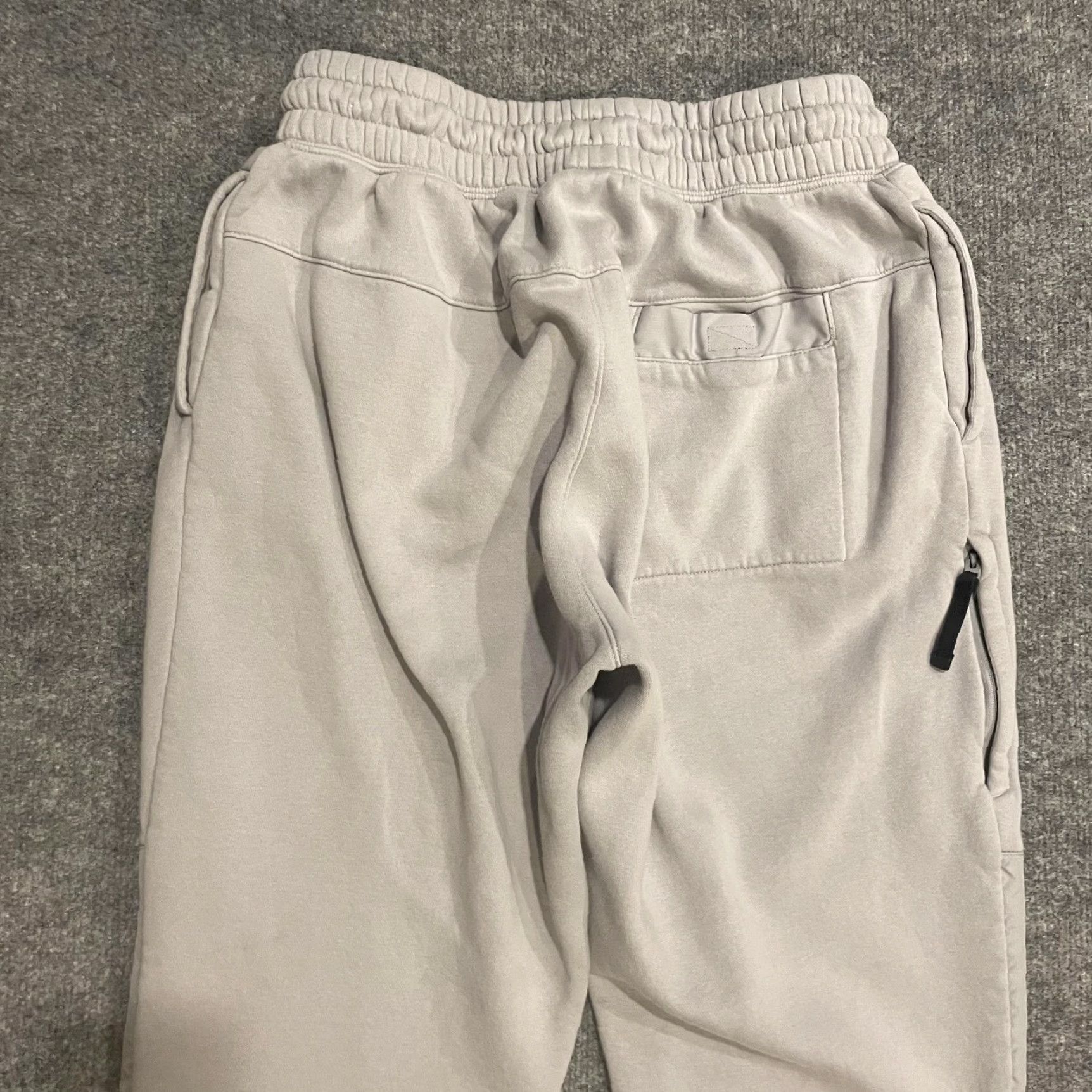 Nike Nike Air Sportswear NSW Hybrid Fleece Joggers Mens L Gray Zip Pockets DJ0460-012 Size US 33 - 4 Thumbnail