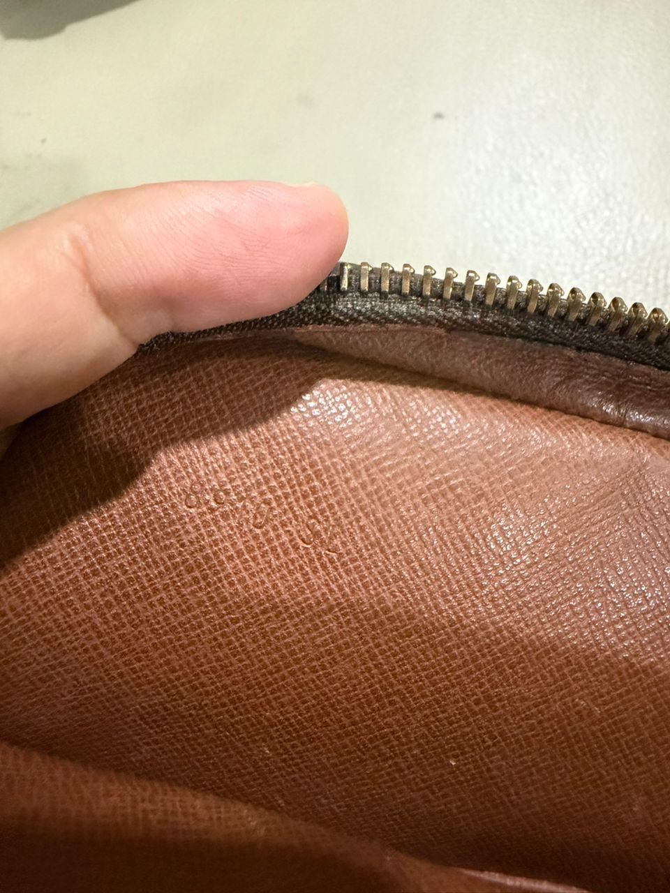 Louis Vuitton Authentic LOUIS VUITTON danube Shoulder bag Size ONE SIZE - 20 Thumbnail