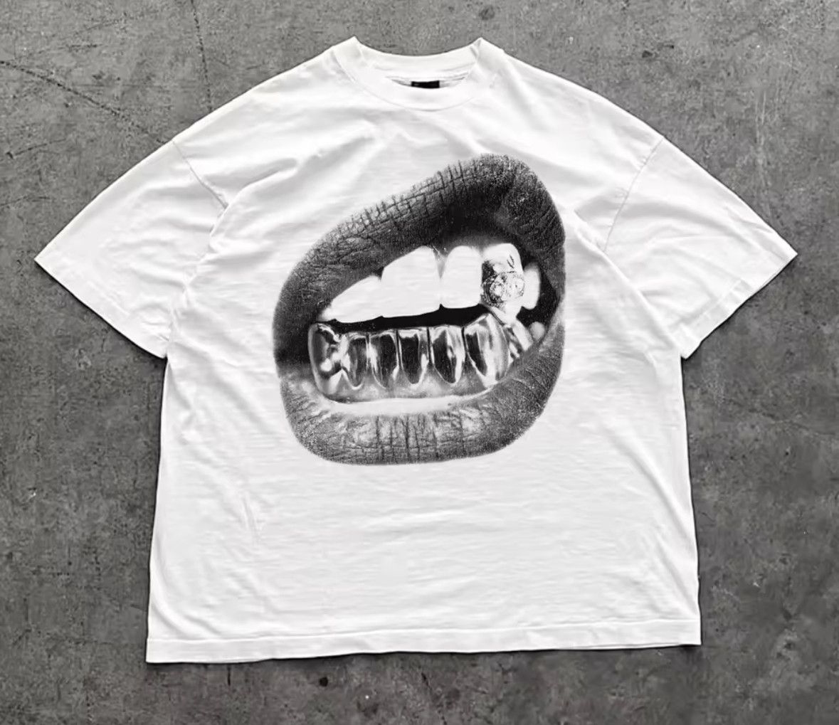 Other Street Y2K Mouth Big Lips Gold Teeth Graphic White T-Shirt Size US M / EU 48-50 / 2 - 1 Thumbnail