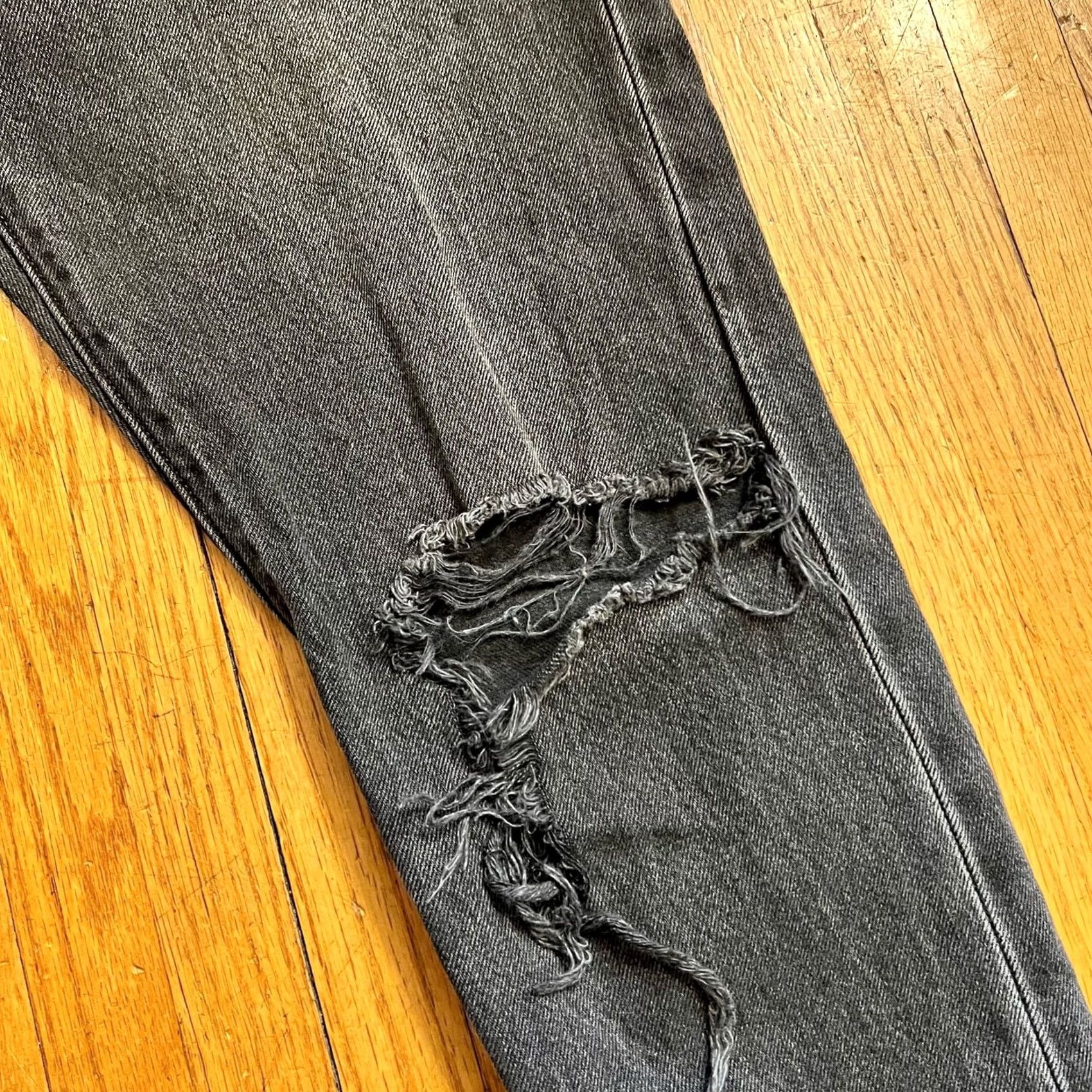 Levi's Item Specifications: Brand: Adidas Size 27" / US 4 / IT 40 - 3 Thumbnail