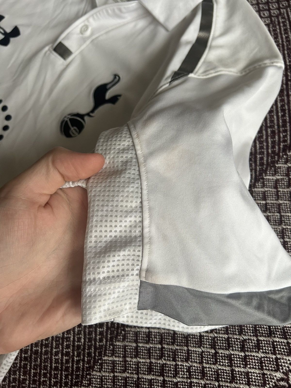 Under Armour Tottenham Hotspurs x DEFOE #18 Under Armour Soccer Jersey Size US S / EU 44-46 / 1 - 10 Thumbnail