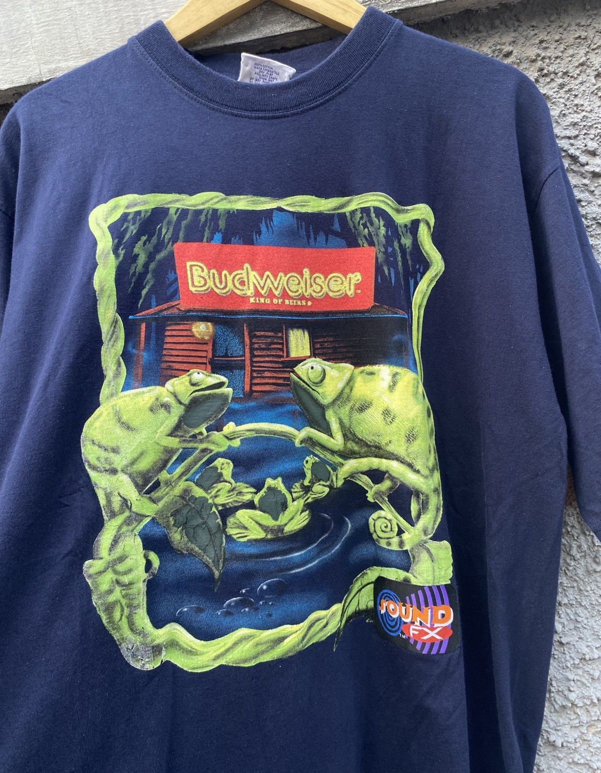 Vintage Vintage 90s Budweiser Chameleon Beer Graphic by Blue Thunder Size US XL / EU 56 / 4 - 3 Thumbnail