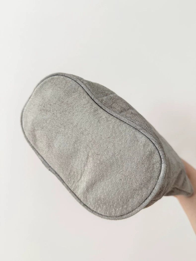 Vivienne Westwood Vivienne Westwood Gray suede lace-patterned silver Saturn Size ONE SIZE - 7 Thumbnail