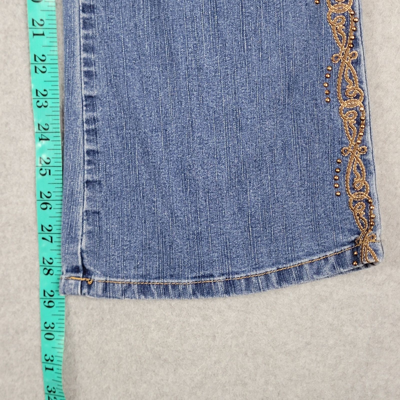 Cos Cos Jeans Womens Size 32x29 Embellished Size 32" / US 10 / IT 46 - 11 Thumbnail
