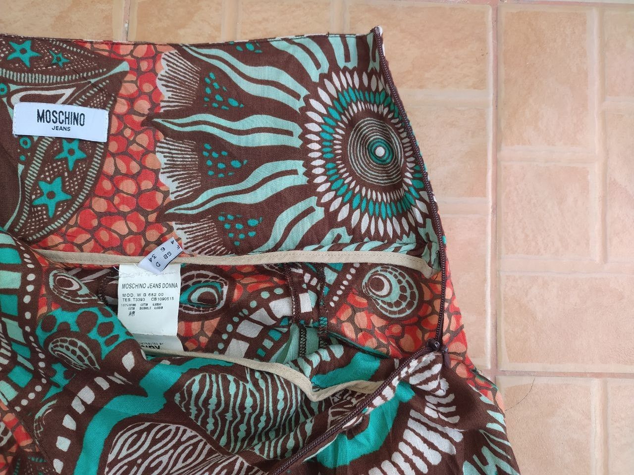 Moschino MOSCHINO jeans yin yang cotton pleated skirt size 34 uk 6 Size 26" / US 2 / IT 38 - 8 Thumbnail