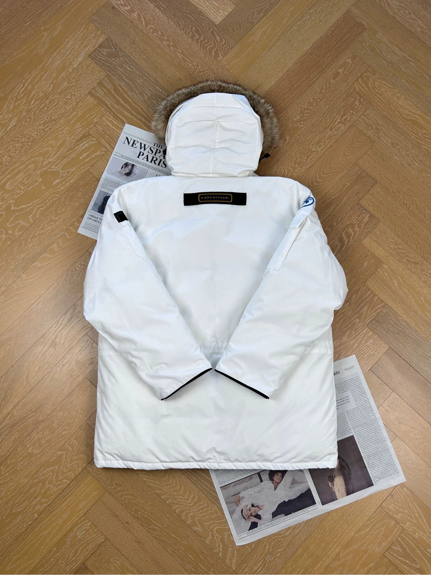 Canada Goose Canada Goose Expedition PBI Parka White L Size US L / EU 52-54 / 3 - 2 Thumbnail